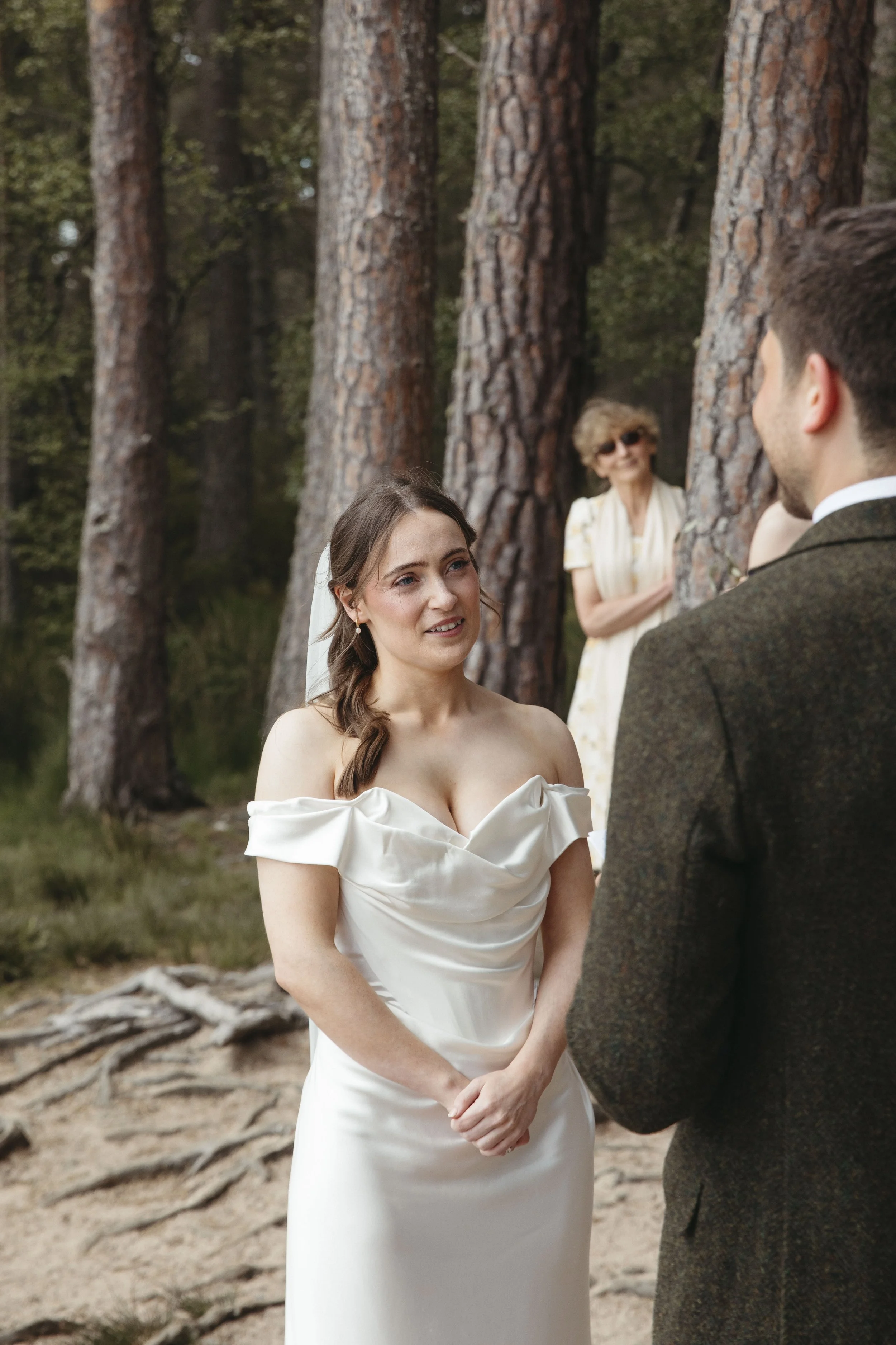 DELL_OF_ABERNETHY_WEDDING_PHOTOGRAPHY 74.jpg