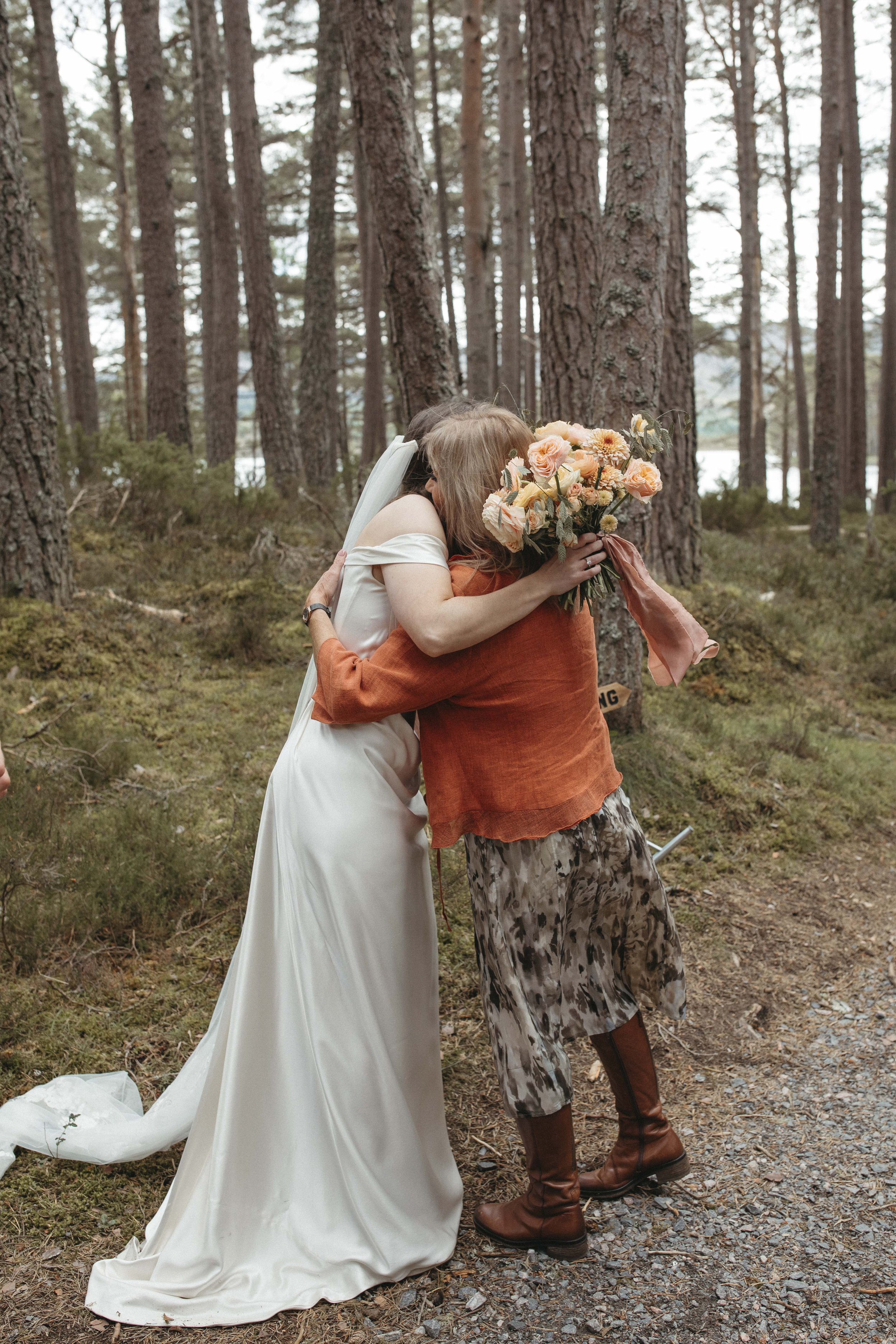 DELL_OF_ABERNETHY_WEDDING_PHOTOGRAPHY 105.jpg