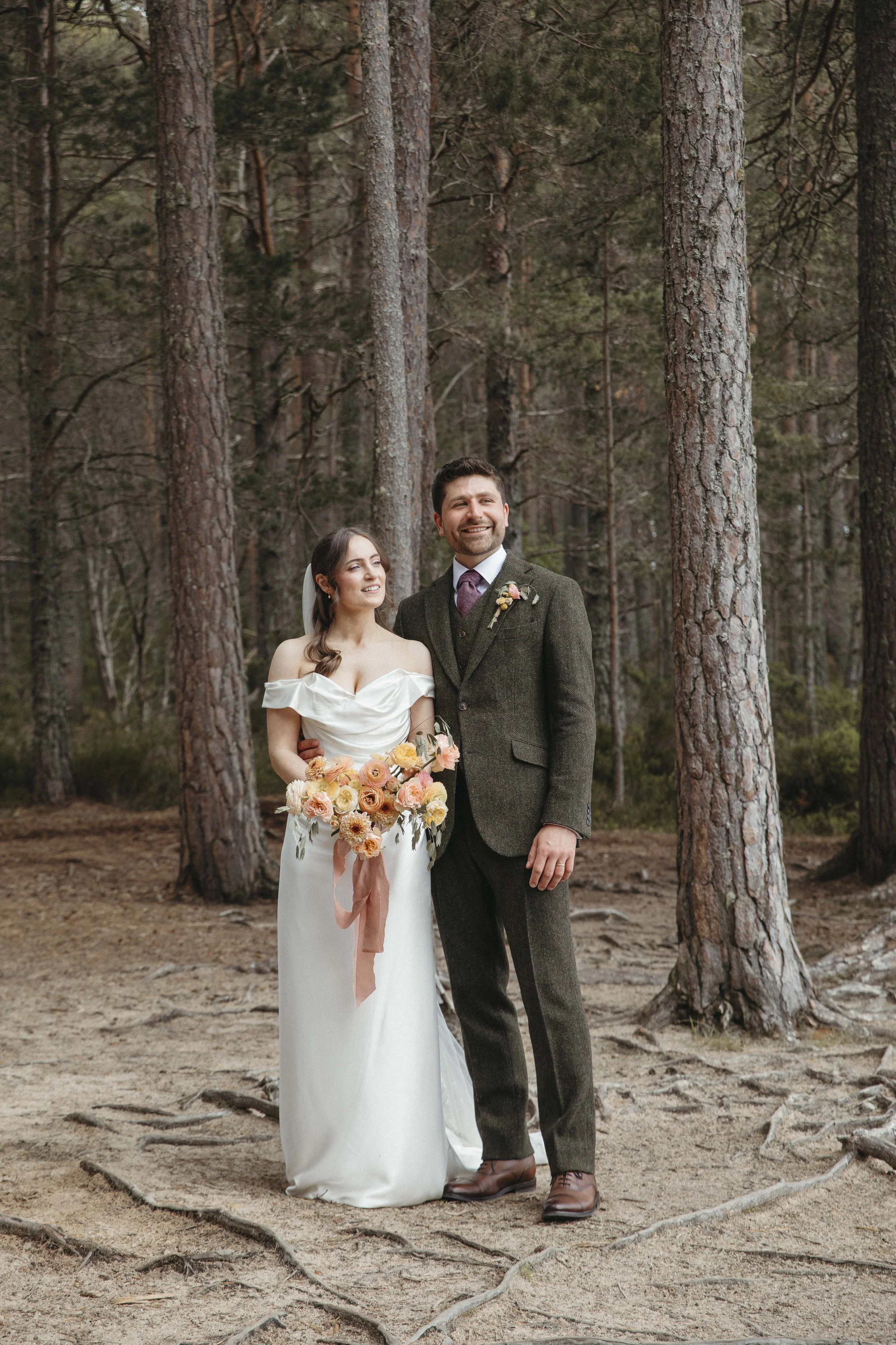 DELL_OF_ABERNETHY_WEDDING_PHOTOGRAPHY 111.jpg