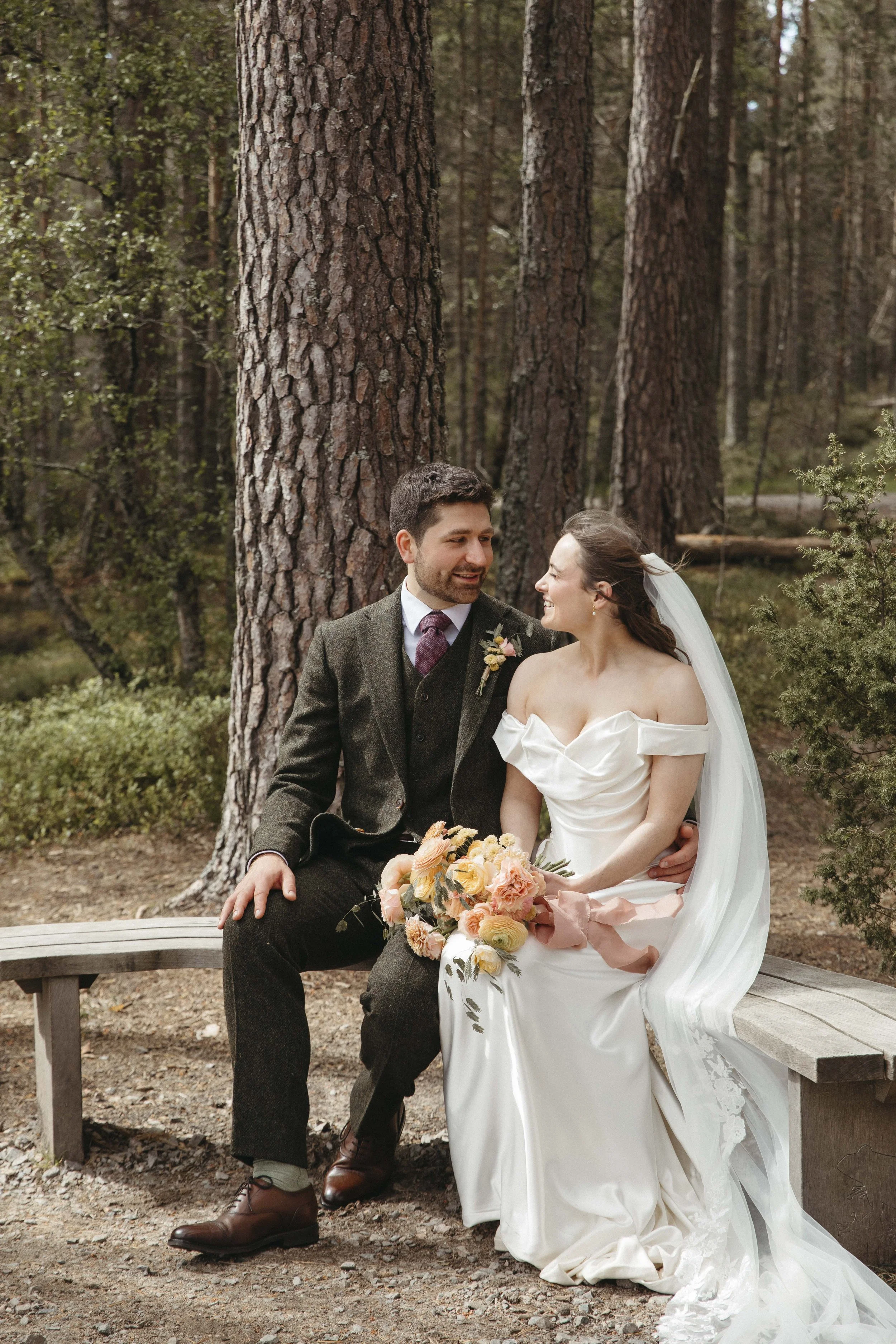 DELL_OF_ABERNETHY_WEDDING_PHOTOGRAPHY 132.jpg