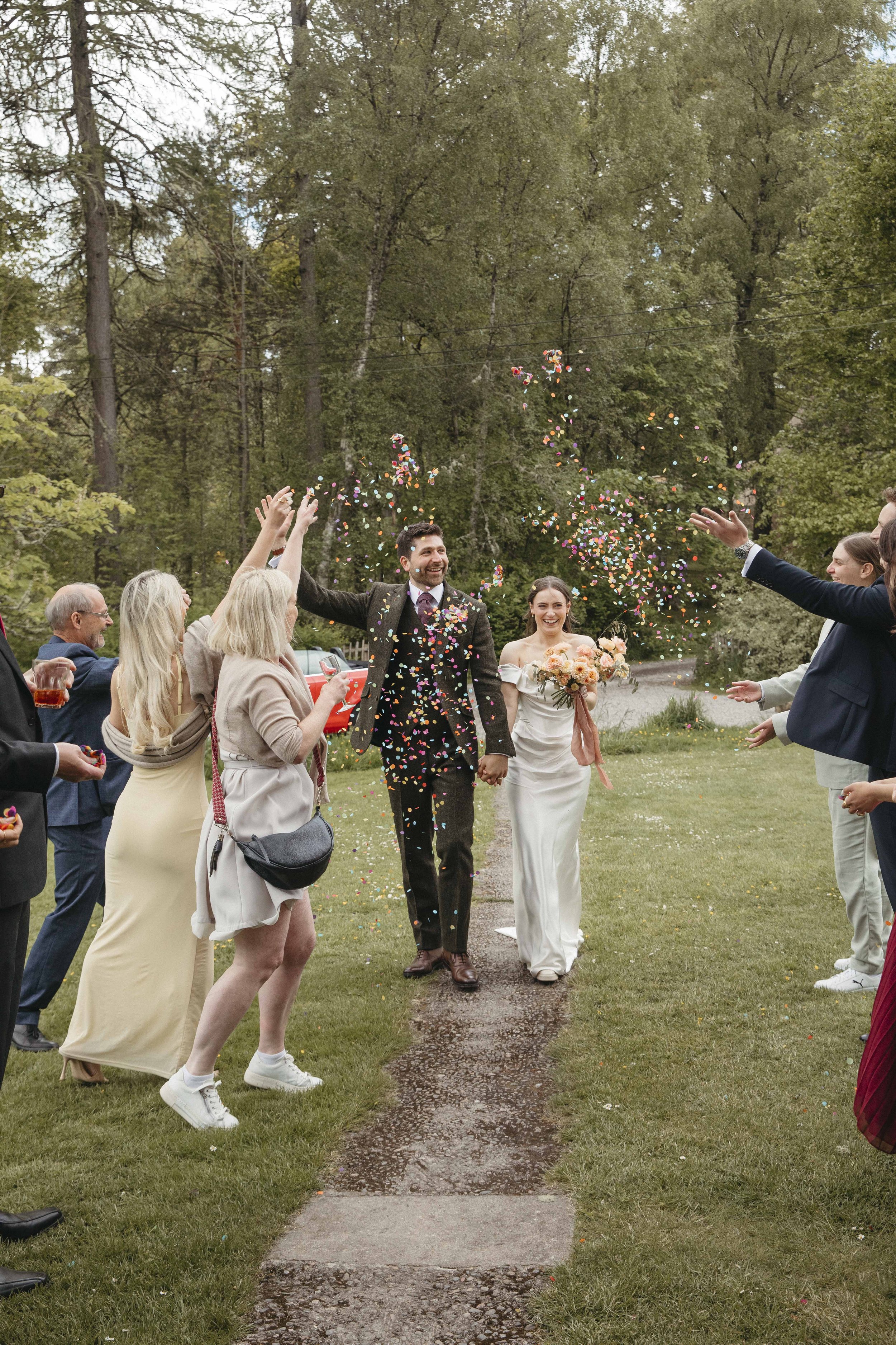 DELL_OF_ABERNETHY_WEDDING_PHOTOGRAPHY 143.jpg