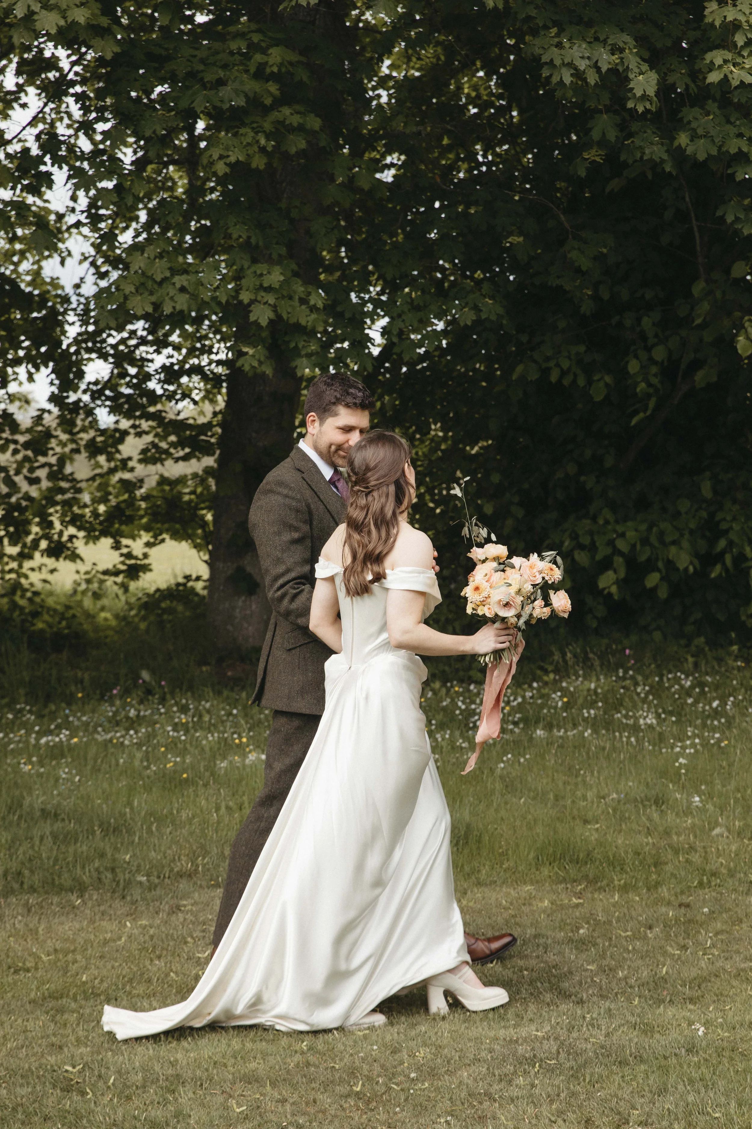 DELL_OF_ABERNETHY_WEDDING_PHOTOGRAPHY 159.jpg