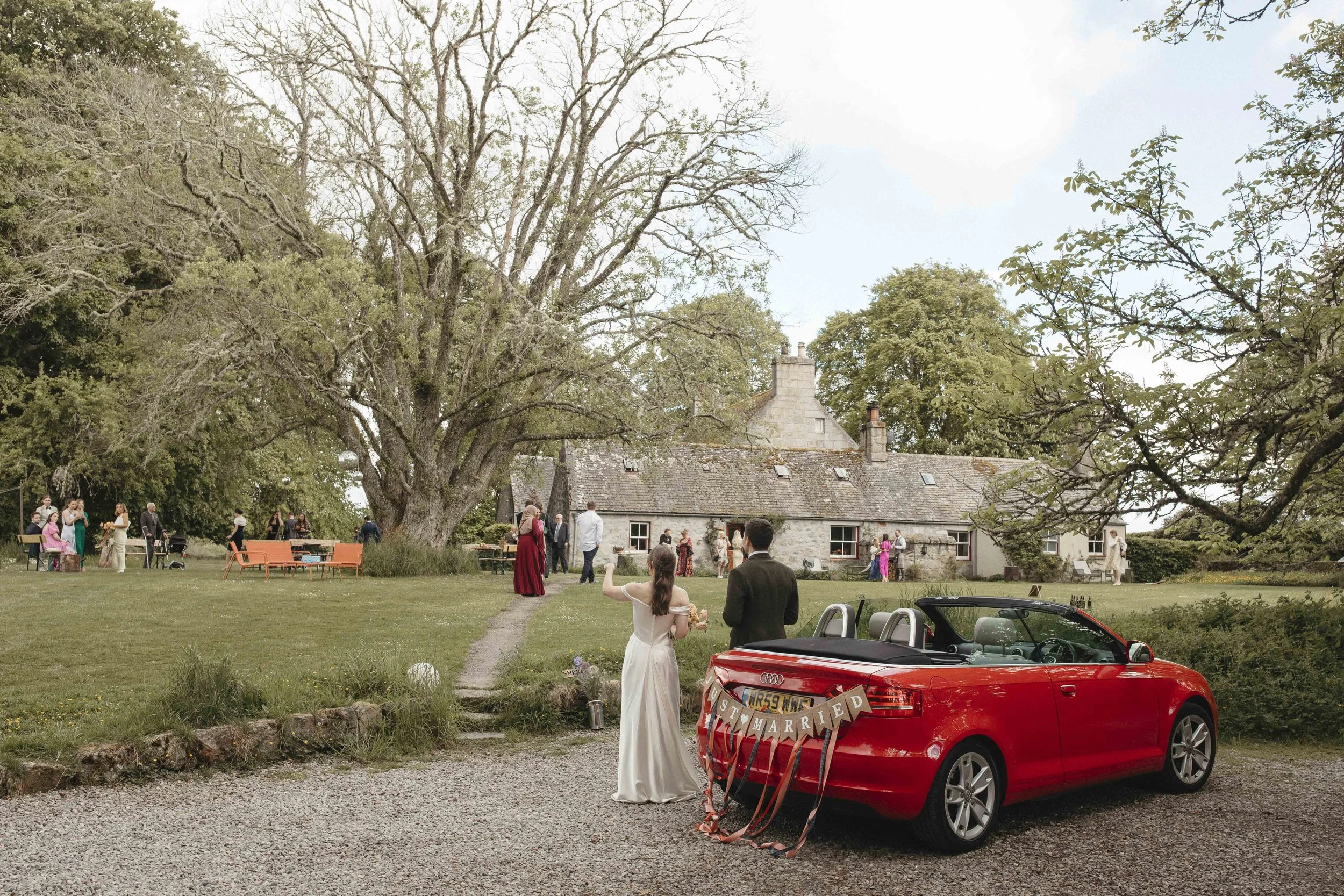 DELL_OF_ABERNETHY_WEDDING_PHOTOGRAPHY 182.jpg