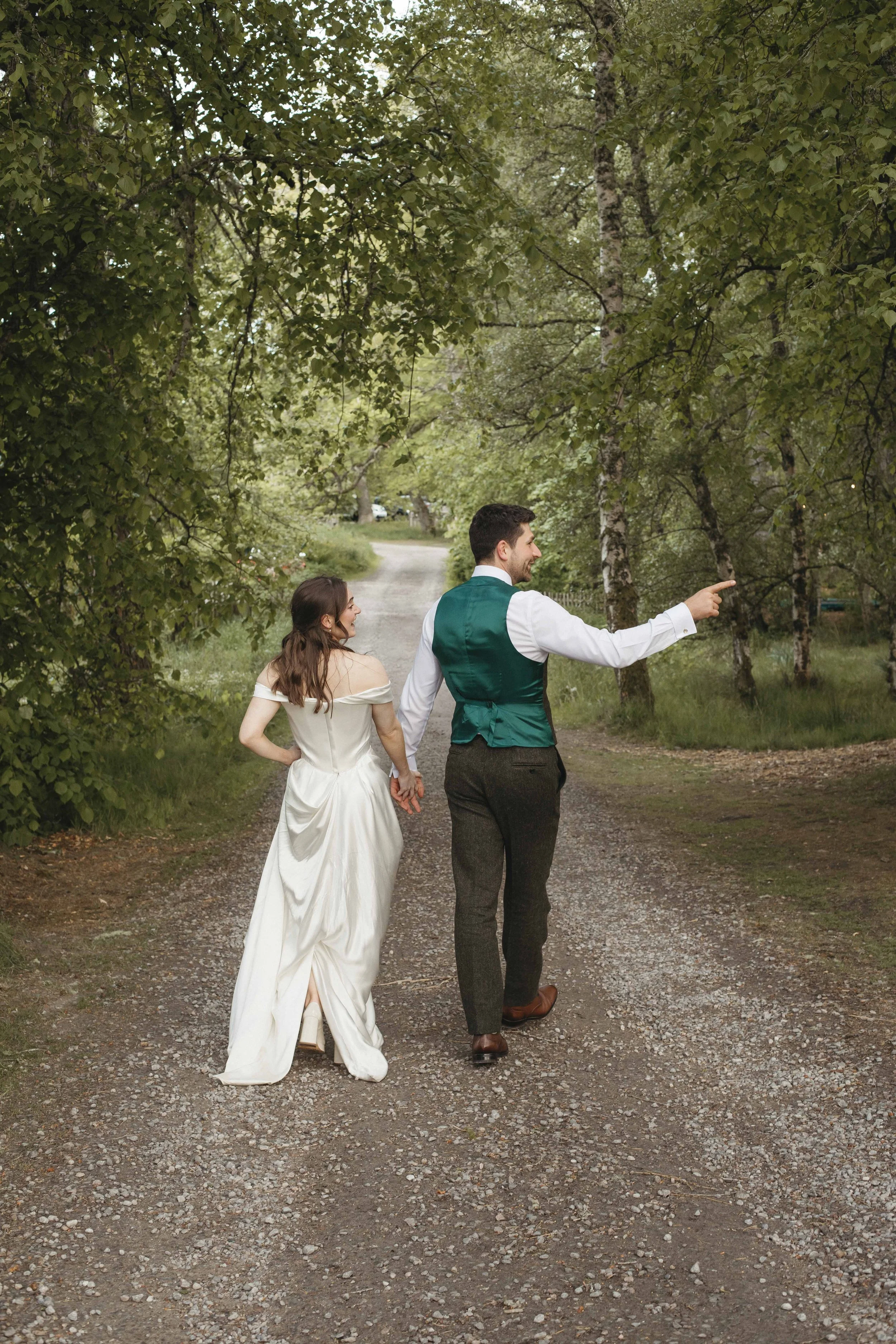 DELL_OF_ABERNETHY_WEDDING_PHOTOGRAPHY 212.jpg