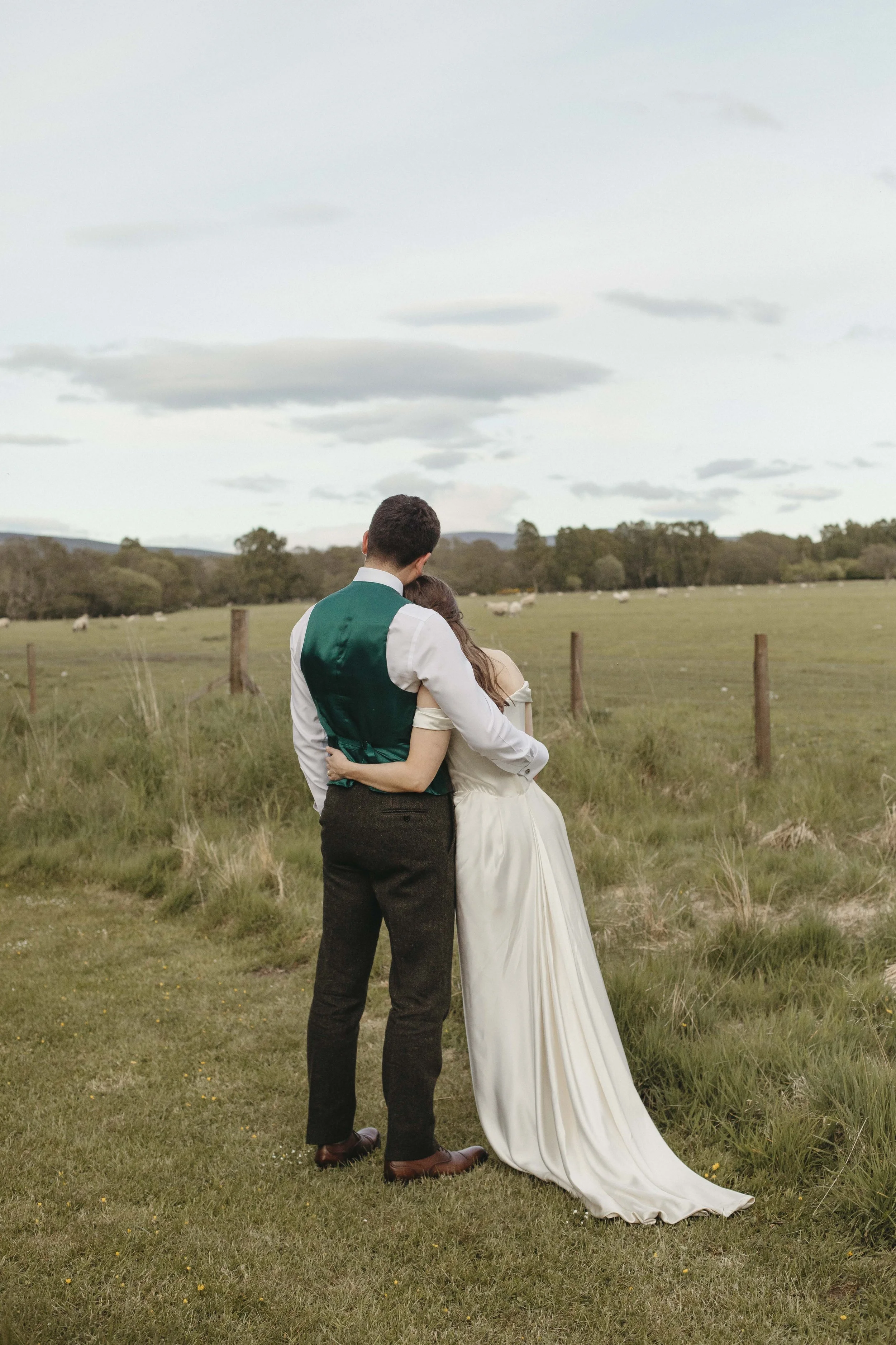 DELL_OF_ABERNETHY_WEDDING_PHOTOGRAPHY 219.jpg