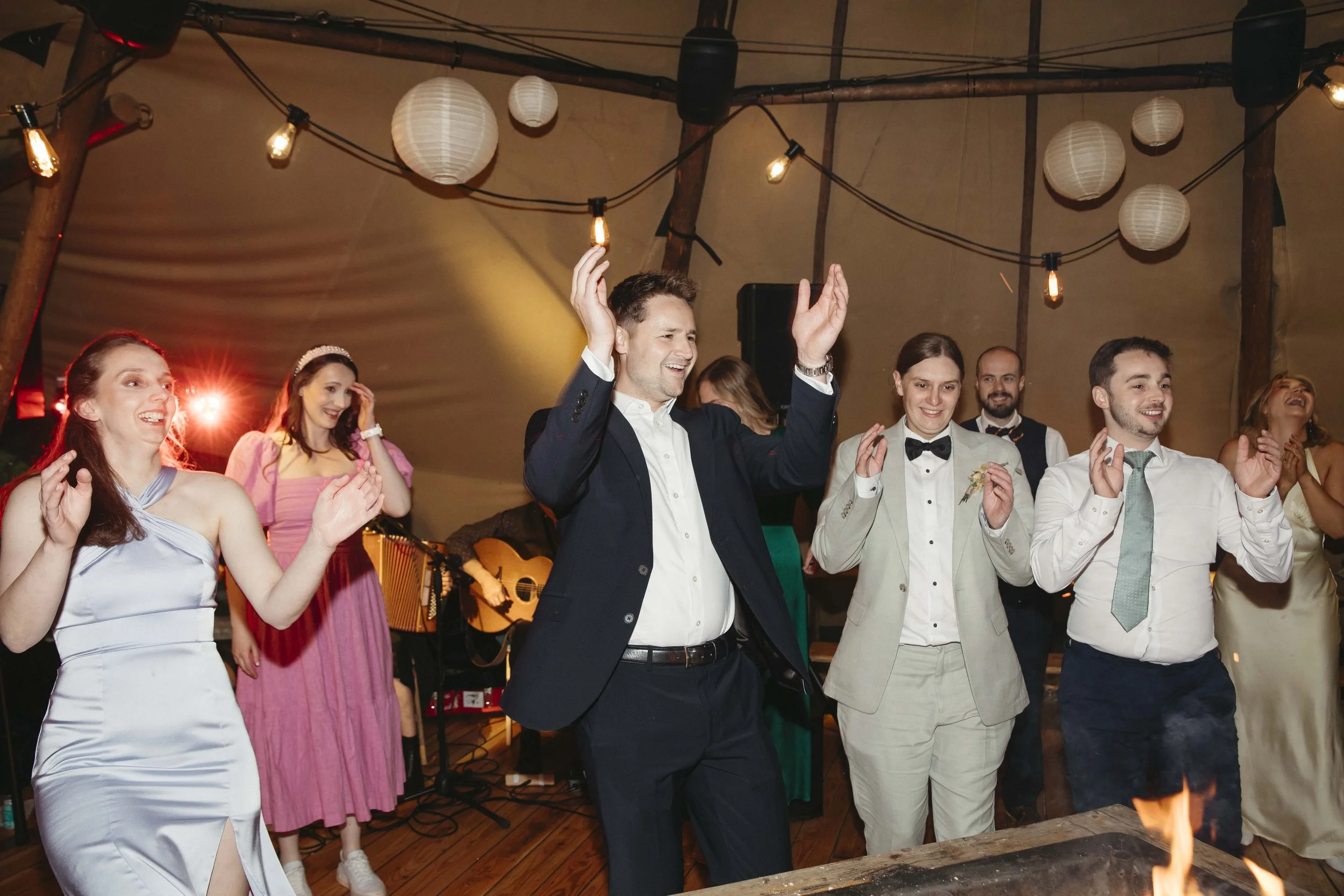 DELL_OF_ABERNETHY_WEDDING_PHOTOGRAPHY 237.jpg