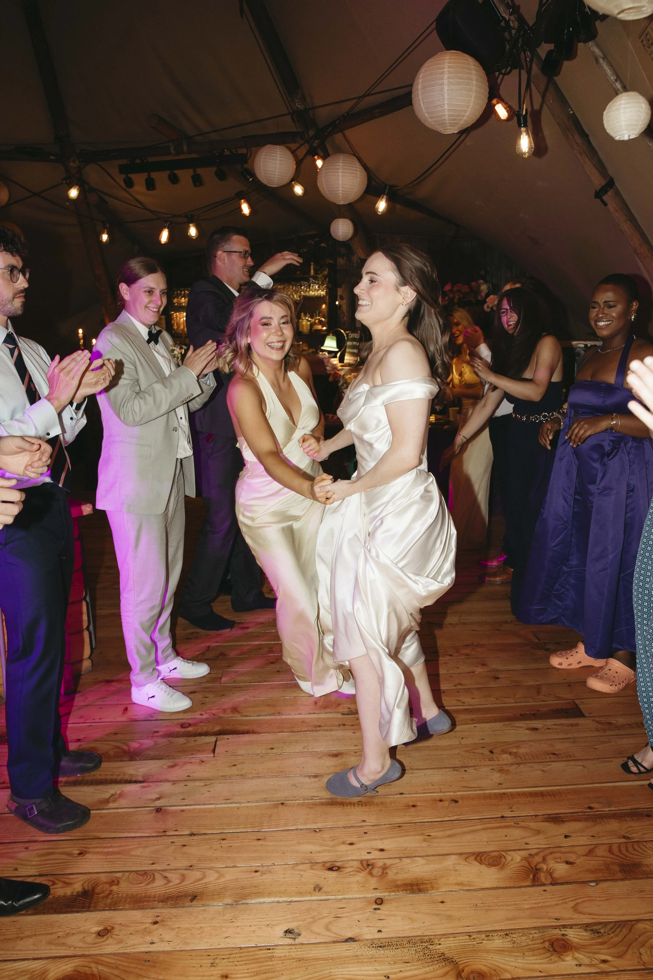 DELL_OF_ABERNETHY_WEDDING_PHOTOGRAPHY 243.jpg