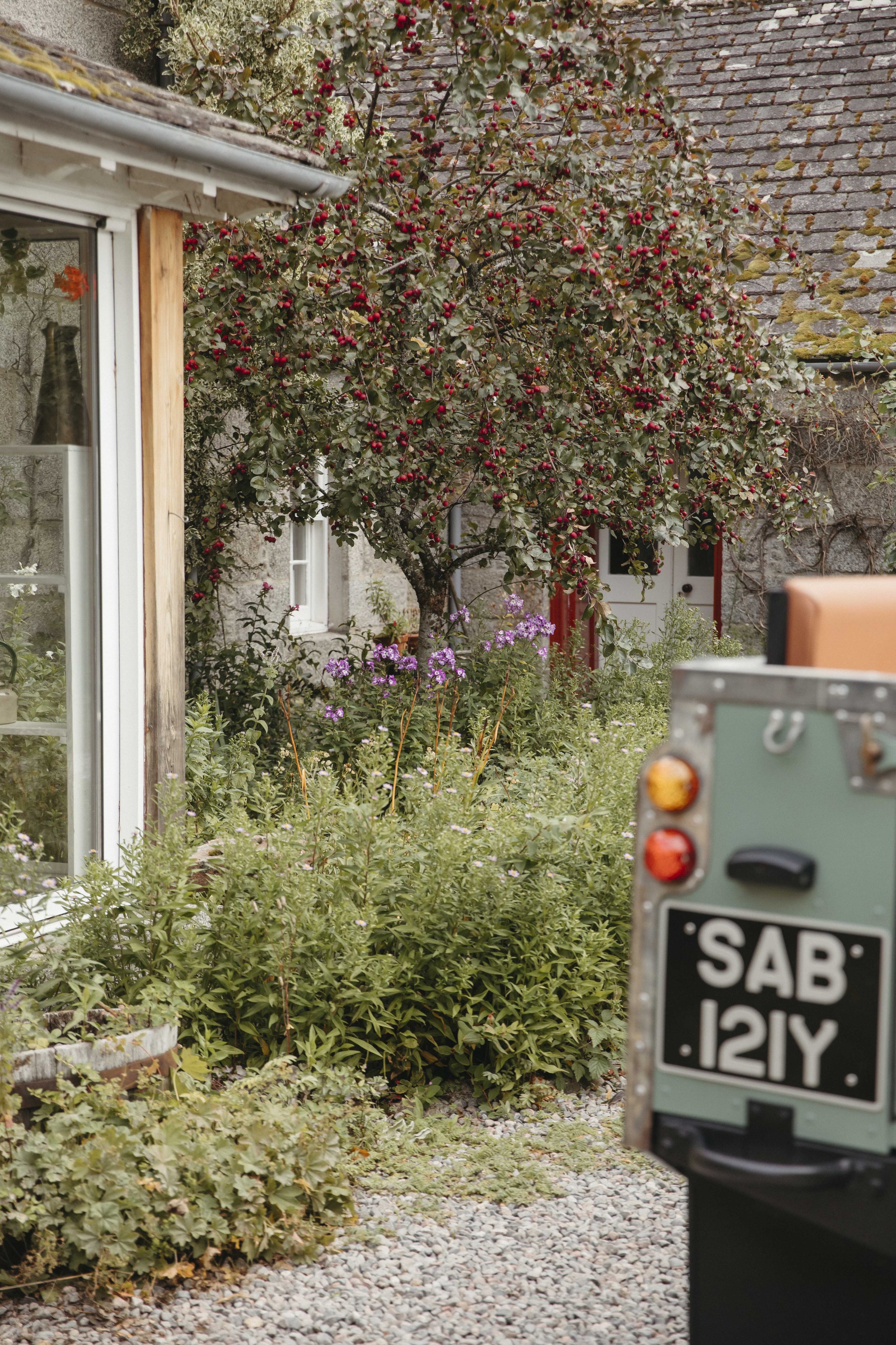 FILM_PHOTOGRAPHY_WEDDING_SCOTLAND 9.jpg