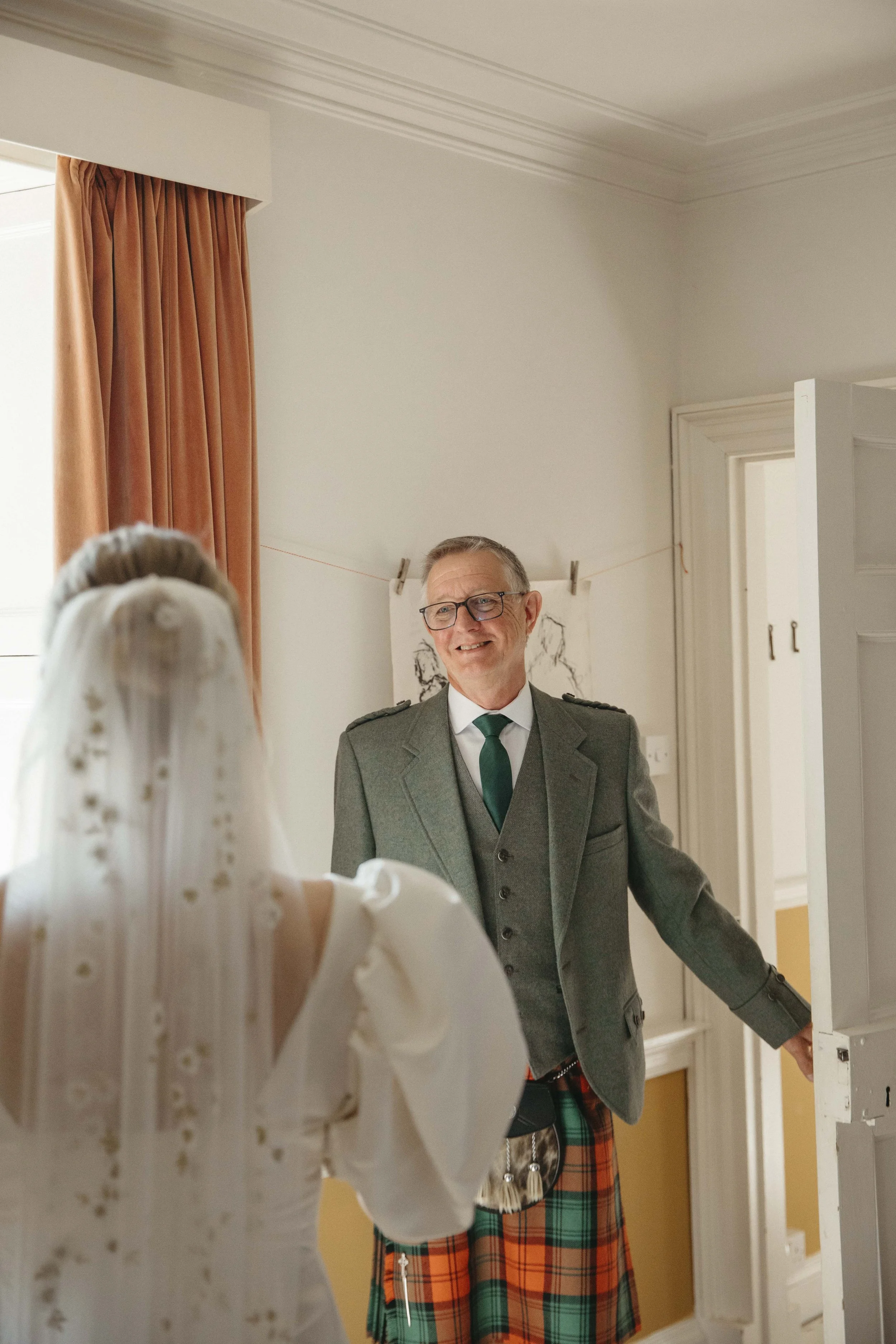 FILM_PHOTOGRAPHY_WEDDING_SCOTLAND 48.jpg