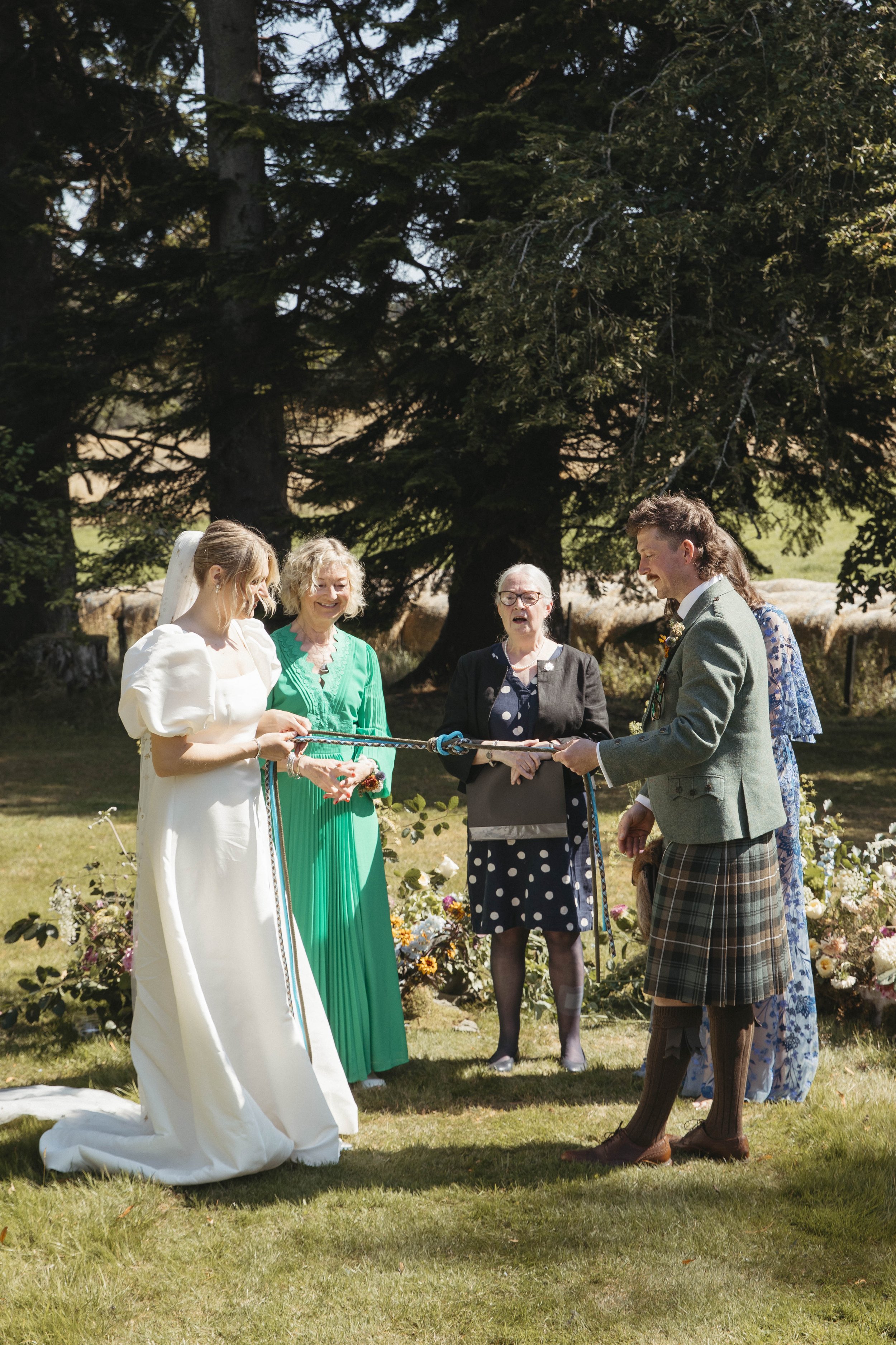 FILM_PHOTOGRAPHY_WEDDING_SCOTLAND 88.jpg