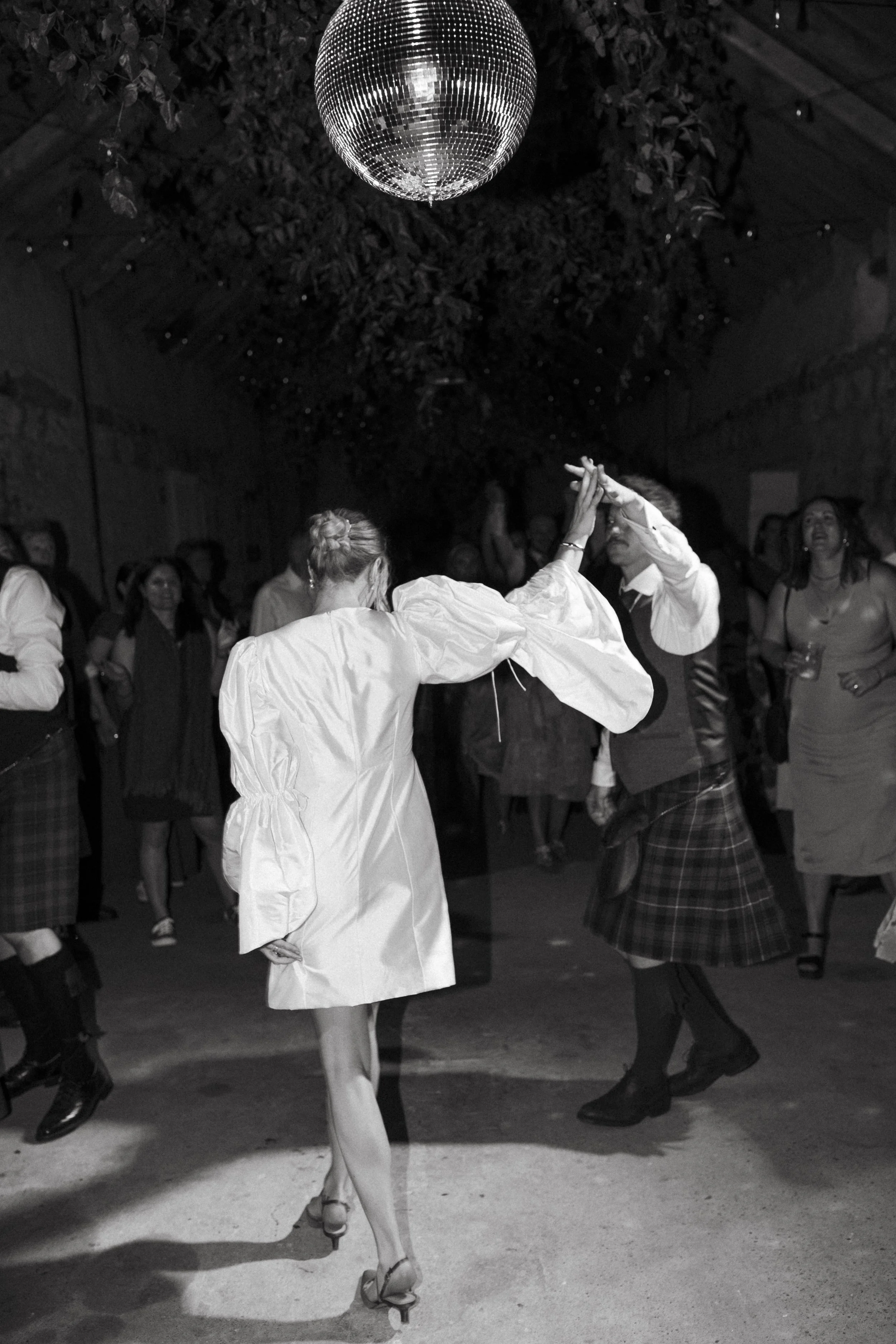 FILM_PHOTOGRAPHY_WEDDING_SCOTLAND 223.jpg