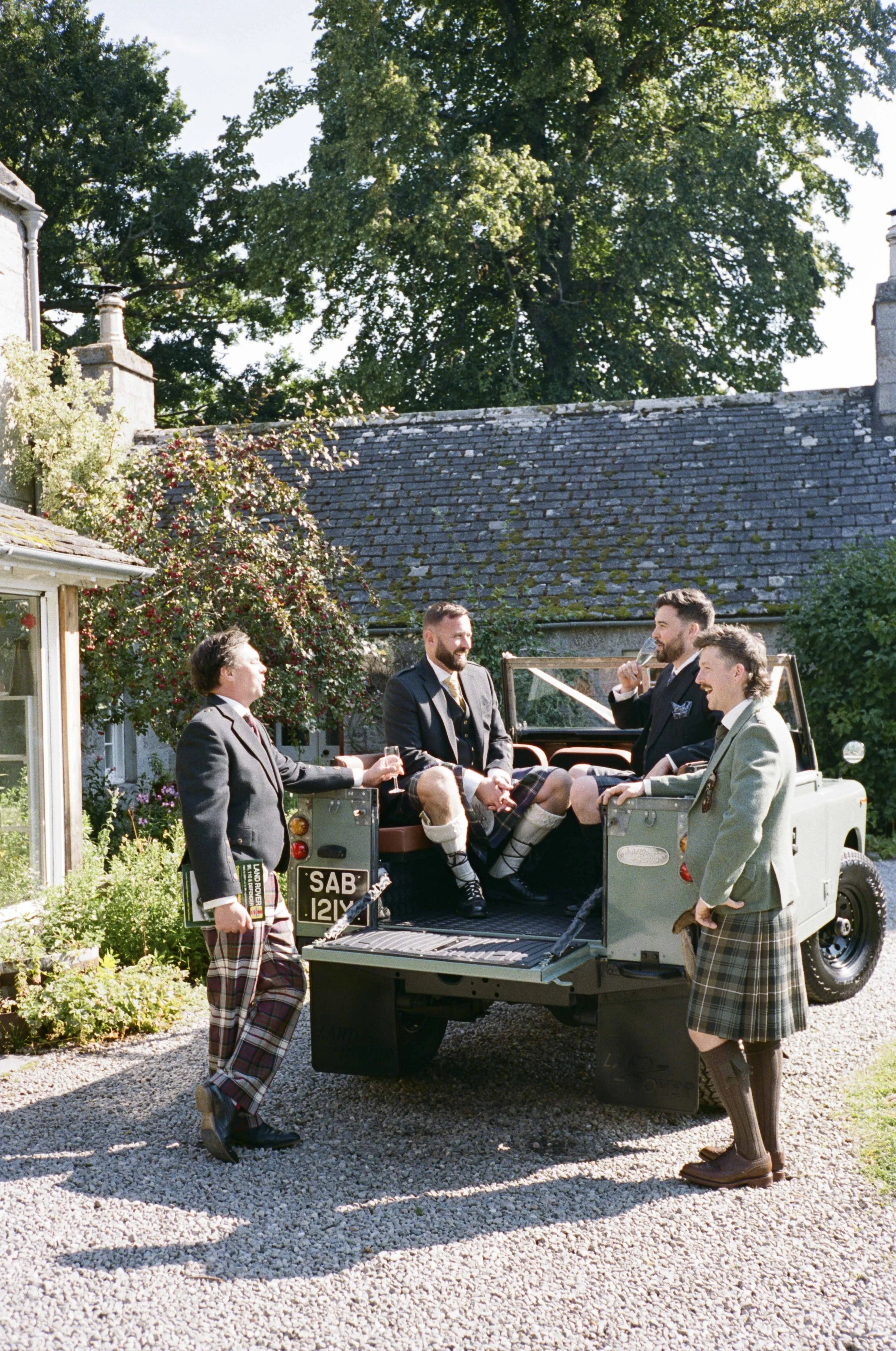 FILM_PHOTOGRAPHY_WEDDING_SCOTLAND 231.jpg