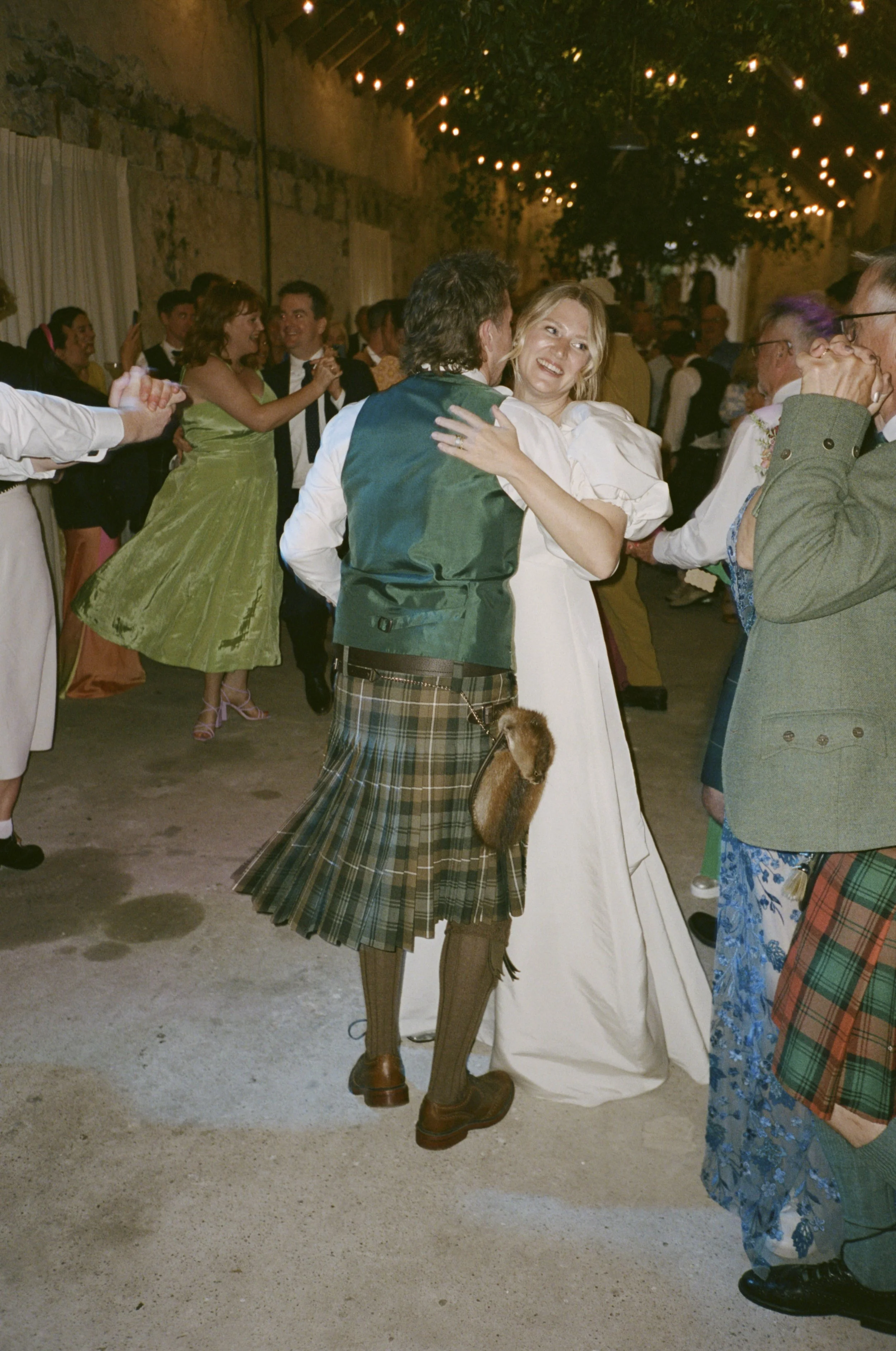 FILM_PHOTOGRAPHY_WEDDING_SCOTLAND 272.jpg