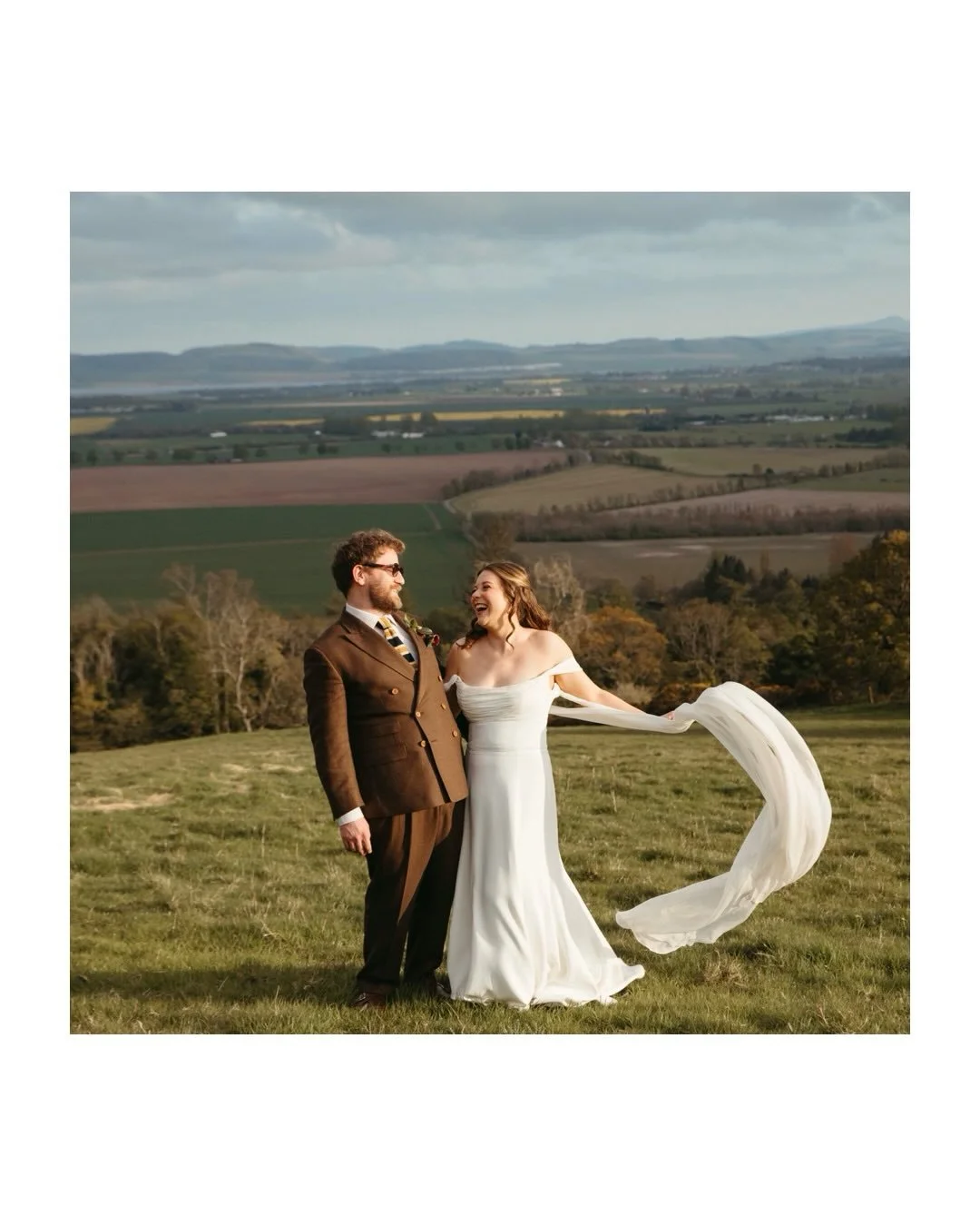 Snapshots from a truly magical day @guardswell farm with Charlie &amp; Fergus and all their wonderful family and friends. 
.
.
.
#scottishwedding #modernbride #springweddings #weddingflowersdecor #guardswellfarm