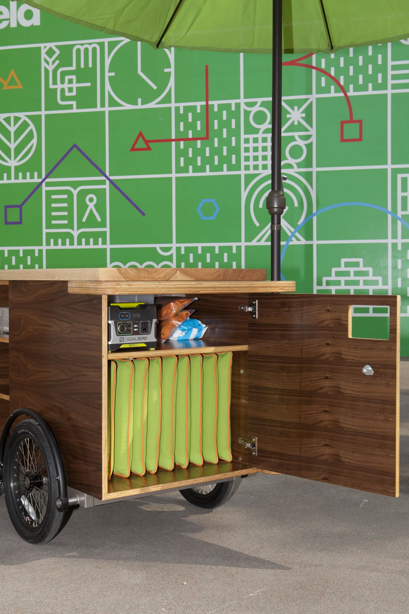 of2014ecp-mobile-cart_006.jpg
