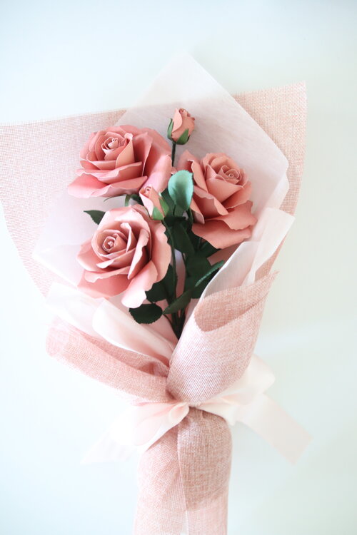 Paper Flower Bouquet — Handmade by Sara Kim  Paper flower bouquet diy, Flower  bouquet diy, Paper flower bouquet