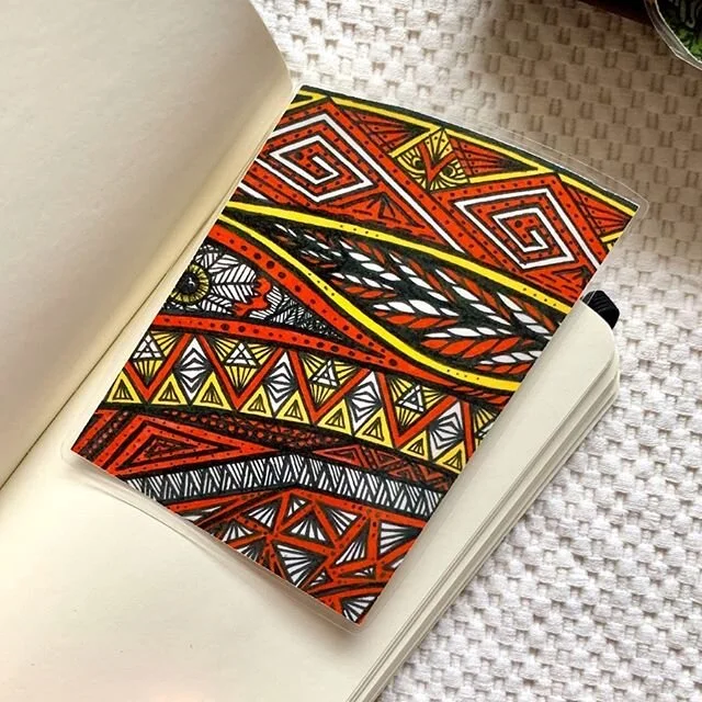 Some lil chunky bookmarks that fit so nicely in small notebooks 🔖📚 #iwanttokeepthemall 🎨🖋 Available in my online shop (link in bio) with Free Shipping on orders $50+ use discount code FREESHIPPING at checkout!💚 #pocketnotebook #handmadebookmark 