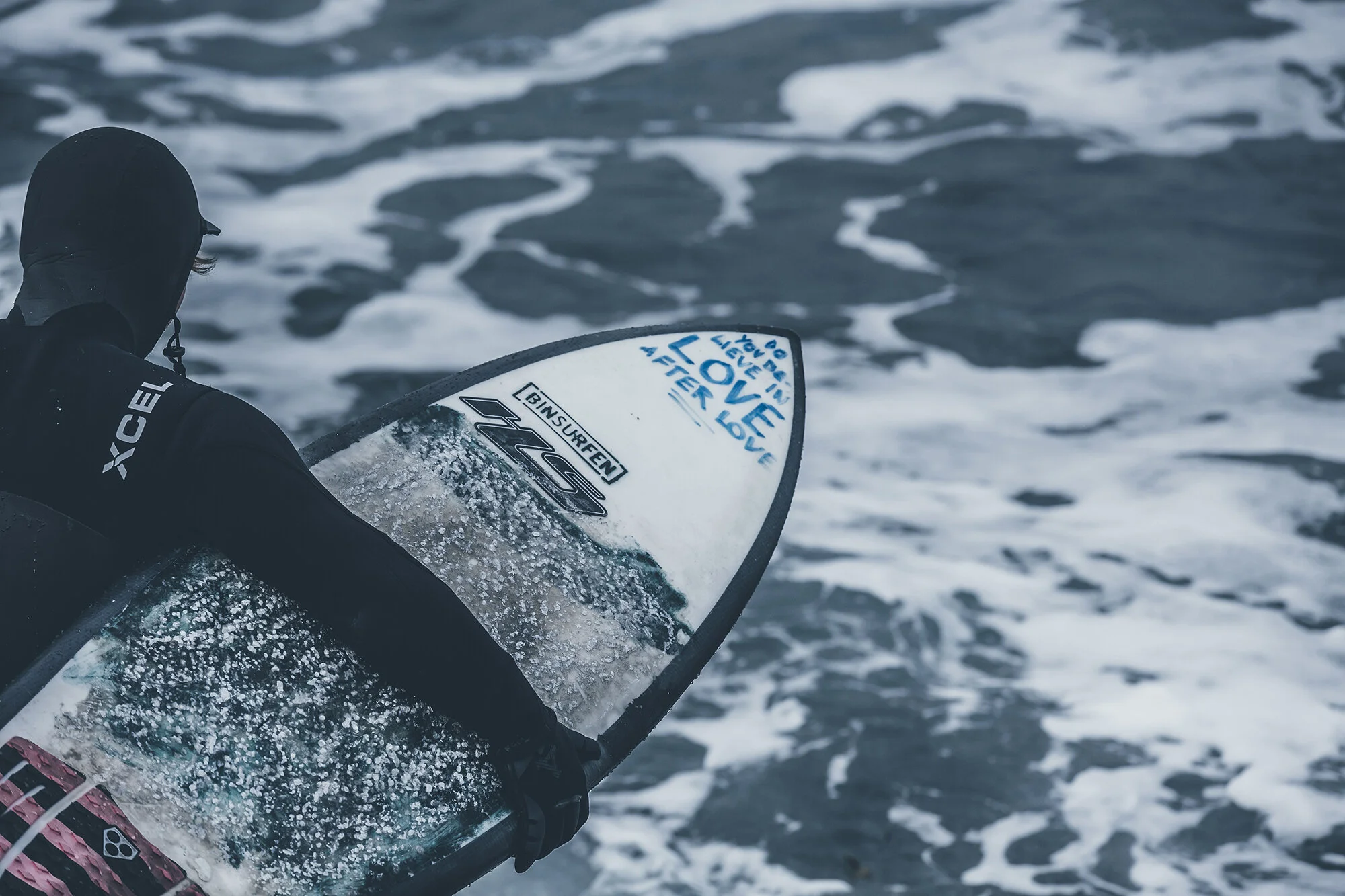 Arctic Surfers