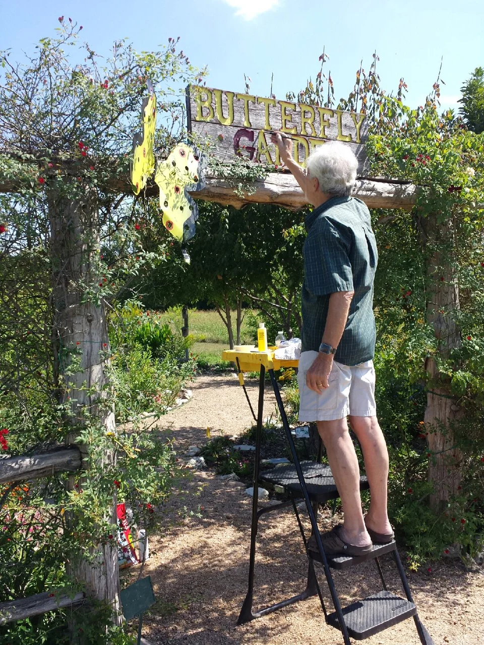 We certainly appreciate ALL of our volunteers! Axel Baehren is one of our garden volunteer gems. Thank you so much for your time and expertise, Axel!