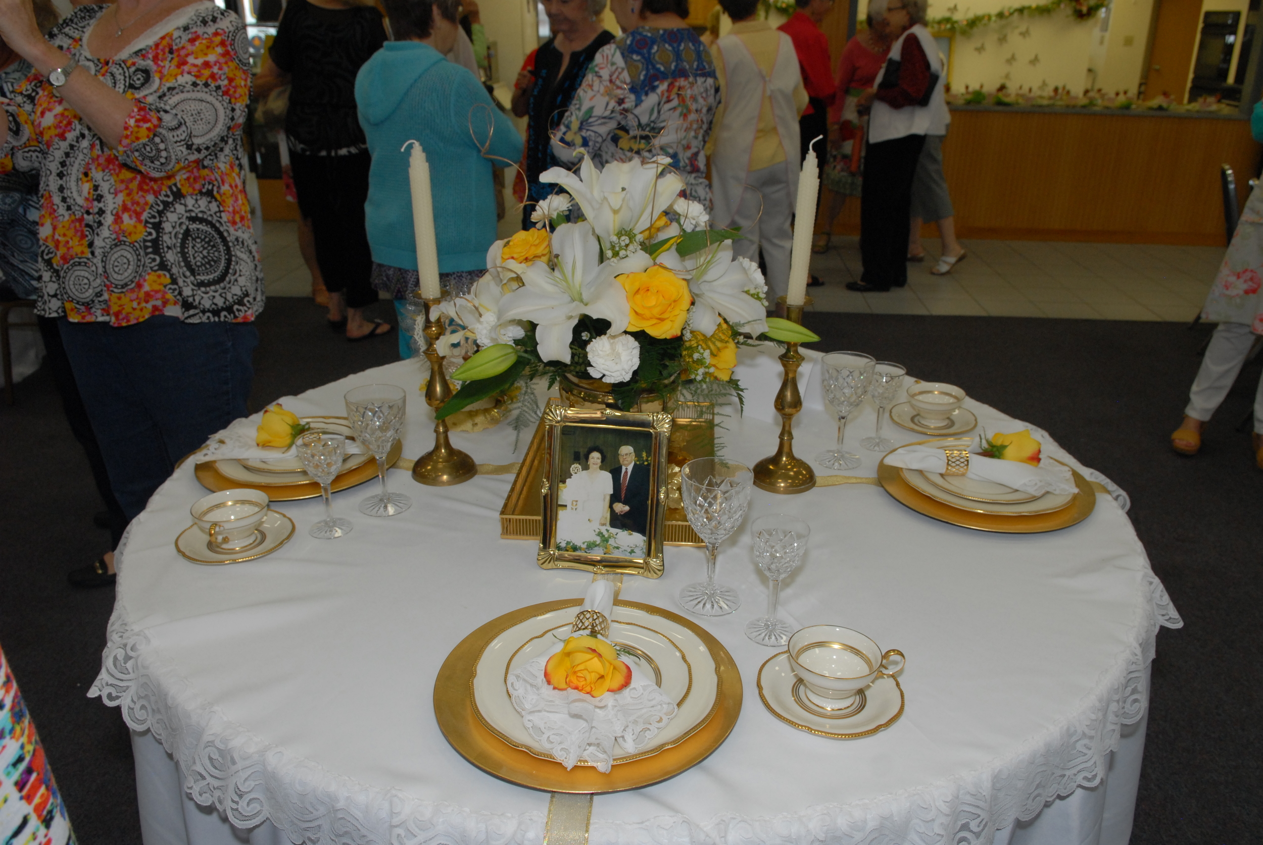 Tablescapes 2016 - Golden Members.jpeg