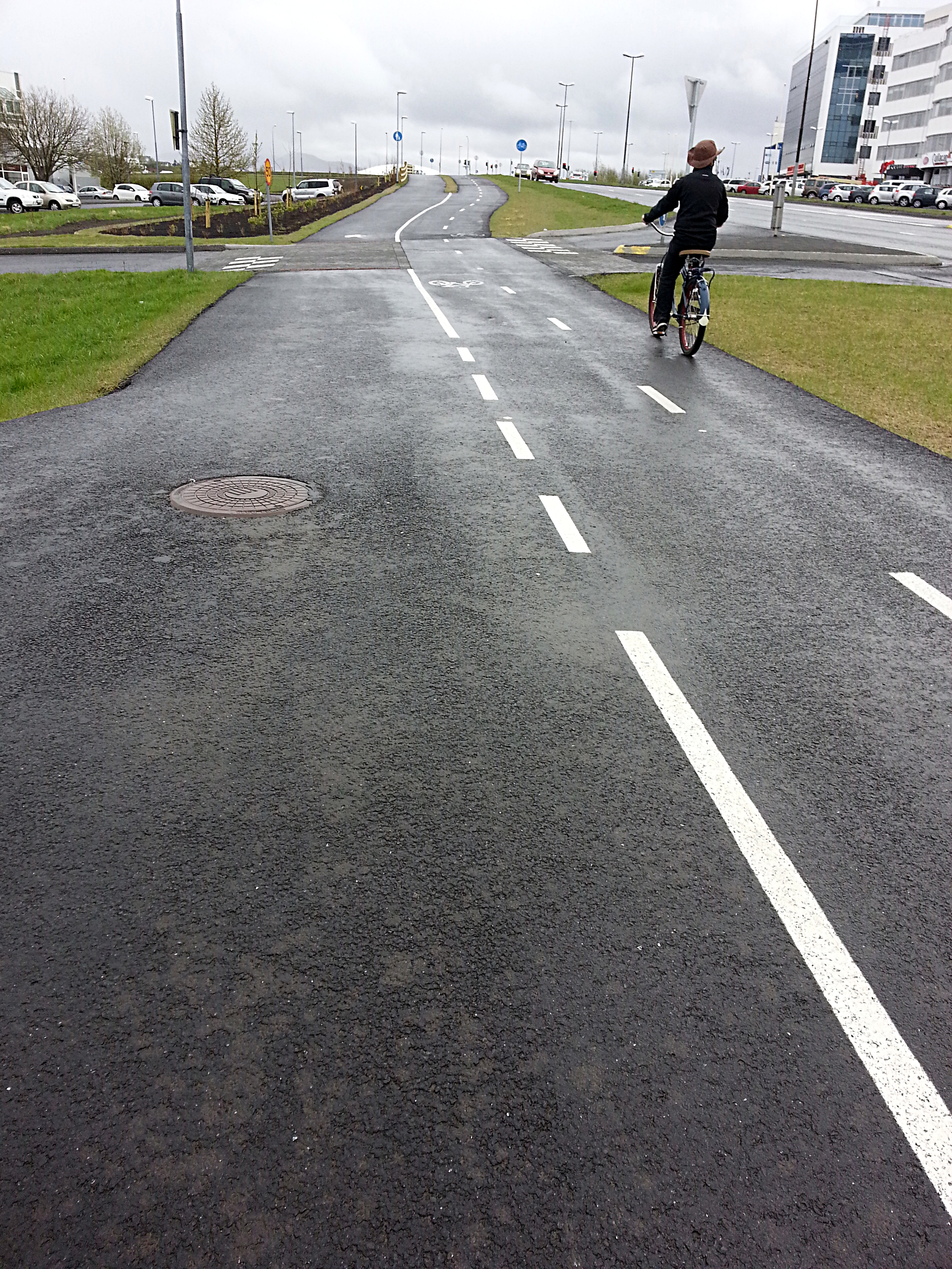 Bike/walking path near hotel