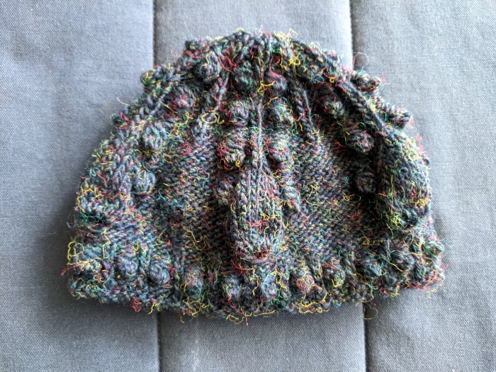 raindrop bobble hat