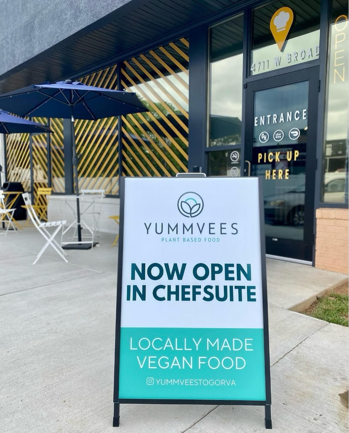 Our friends at @chefsuiterva have a new tenant and concept to enjoy. Check out @yummveestogorva for 100% homemade vegan goodness.