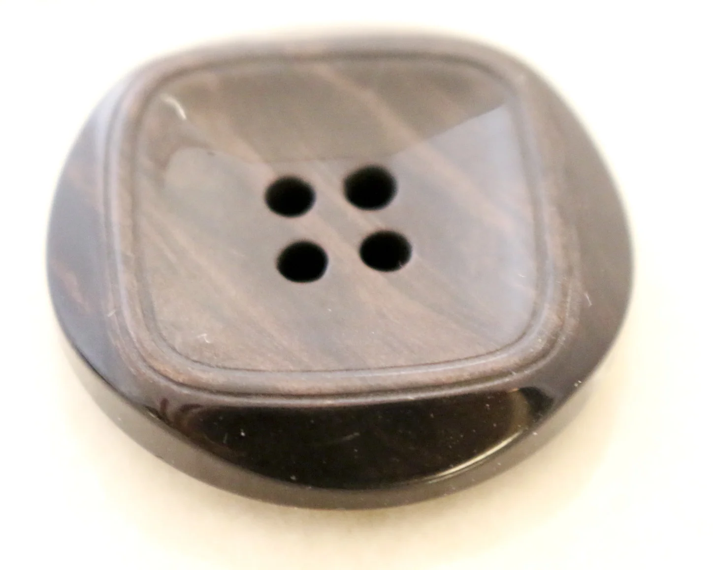 button_209.JPG