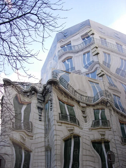 ParisConstCover w.jpg