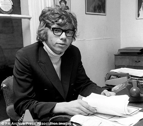 Richard Branson's Desk