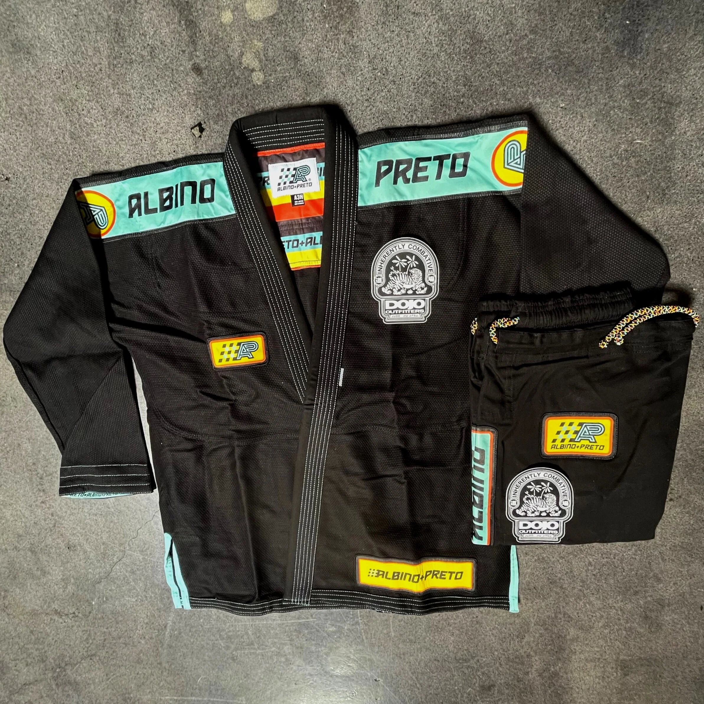 E6984B76-F654-4C5B-85C0-7099A520D3B2