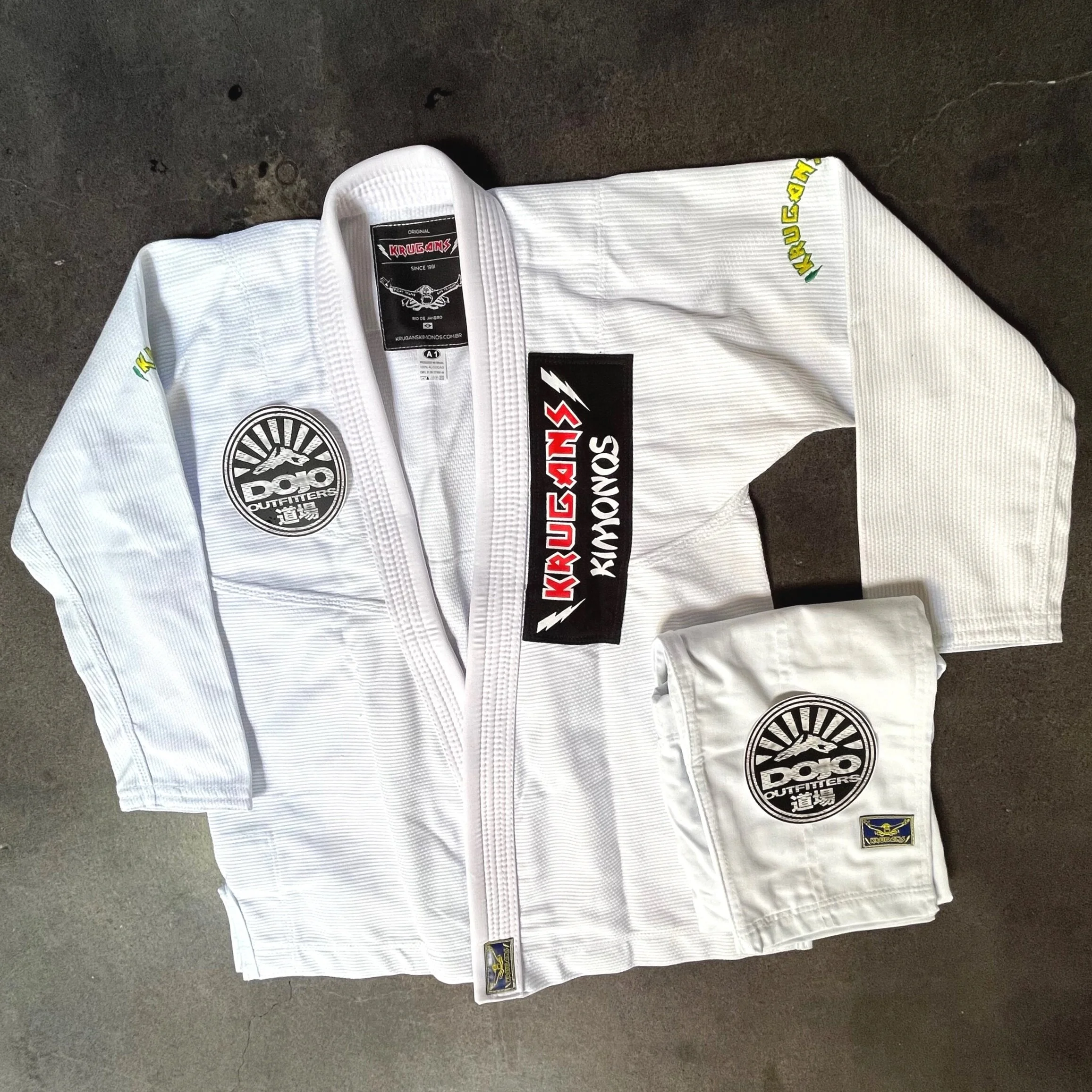 CA351E63-0AD9-4DF6-B6C8-3C19E7BD33EA