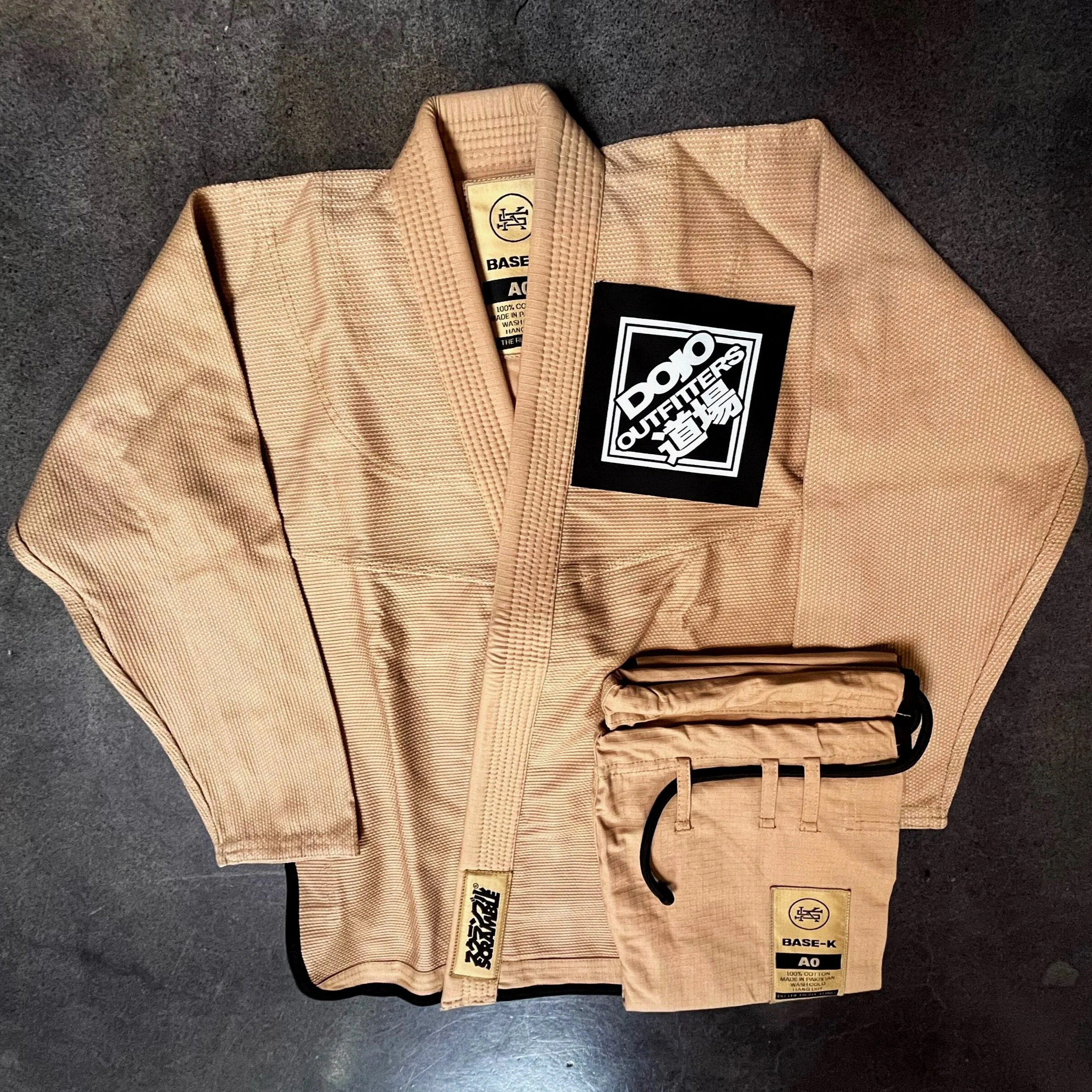 B6DCB8E4-50B3-4F53-80BC-3AF6A6651D71