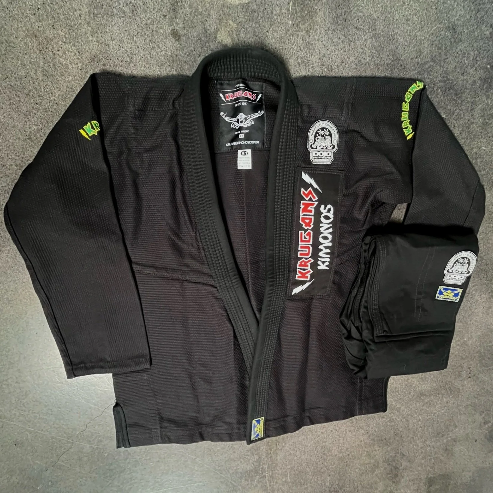 F73DE54D-A7F5-414B-87F6-0A4D80193AB8