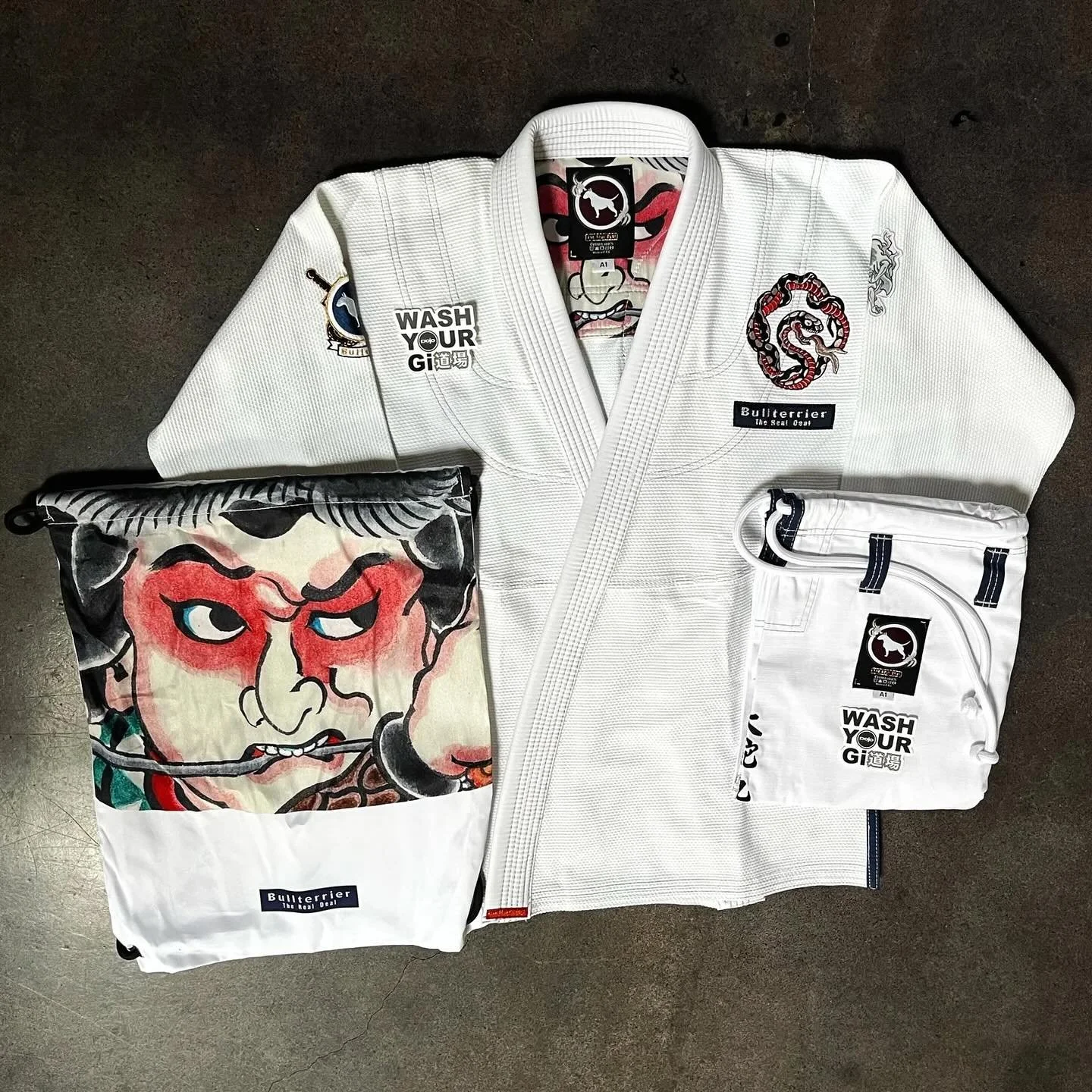 Just added to the shop selection and online in the Dojo Gi Vault, these “Orochimaru” jiu jitsu gis from @bullterrierjj feature unique artwork and woven labels. A 440gsm top pairs with a 240gsm ripstop pant. Artwork by famed tattoo artist: