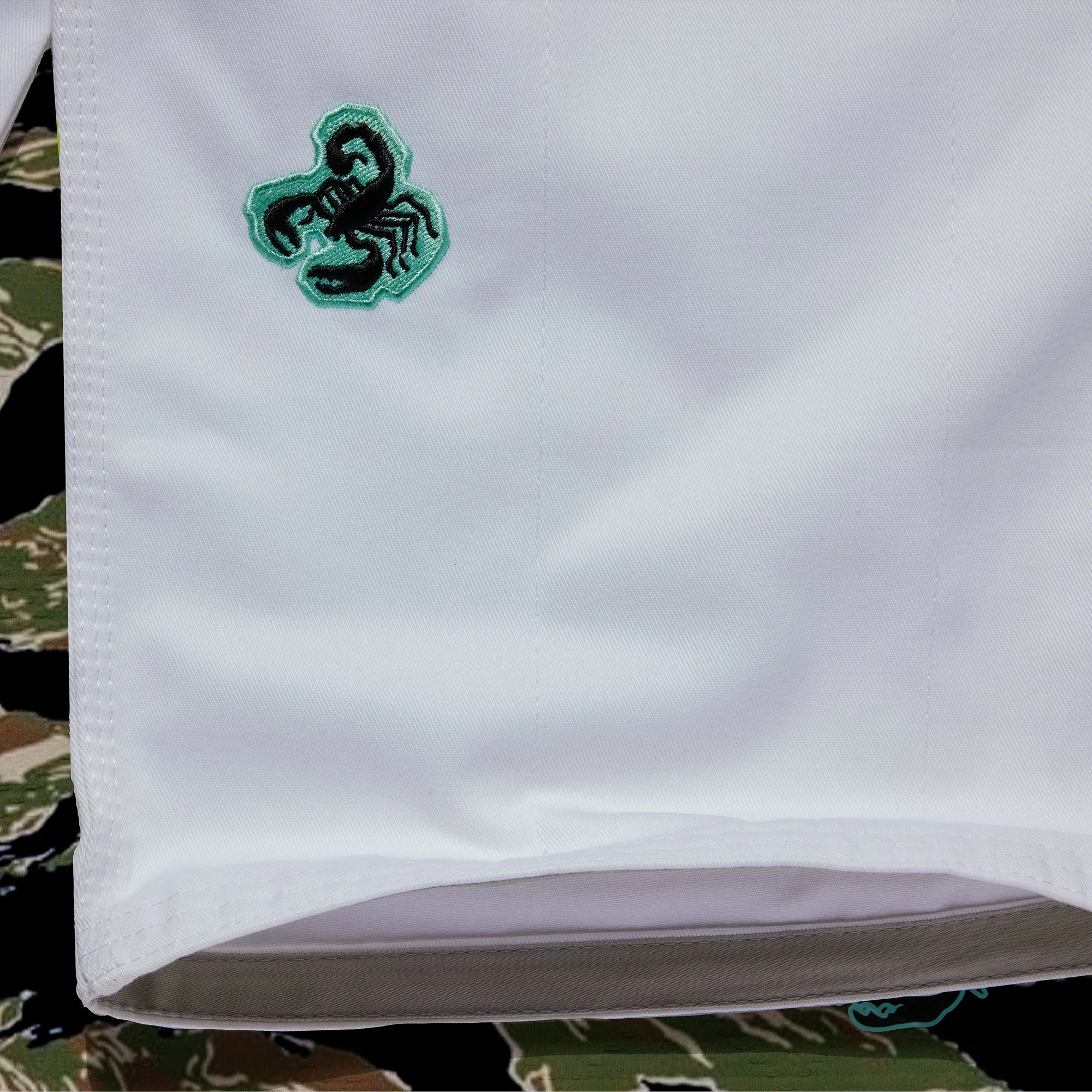 Dojo_Gi-Pants_Judo-Camo_White_10743.jpg
