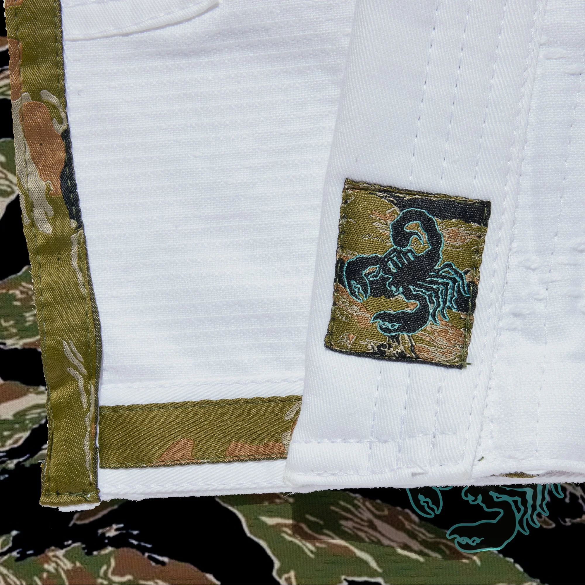 Dojo_Gi_Judo-Camo_White_10745.jpg