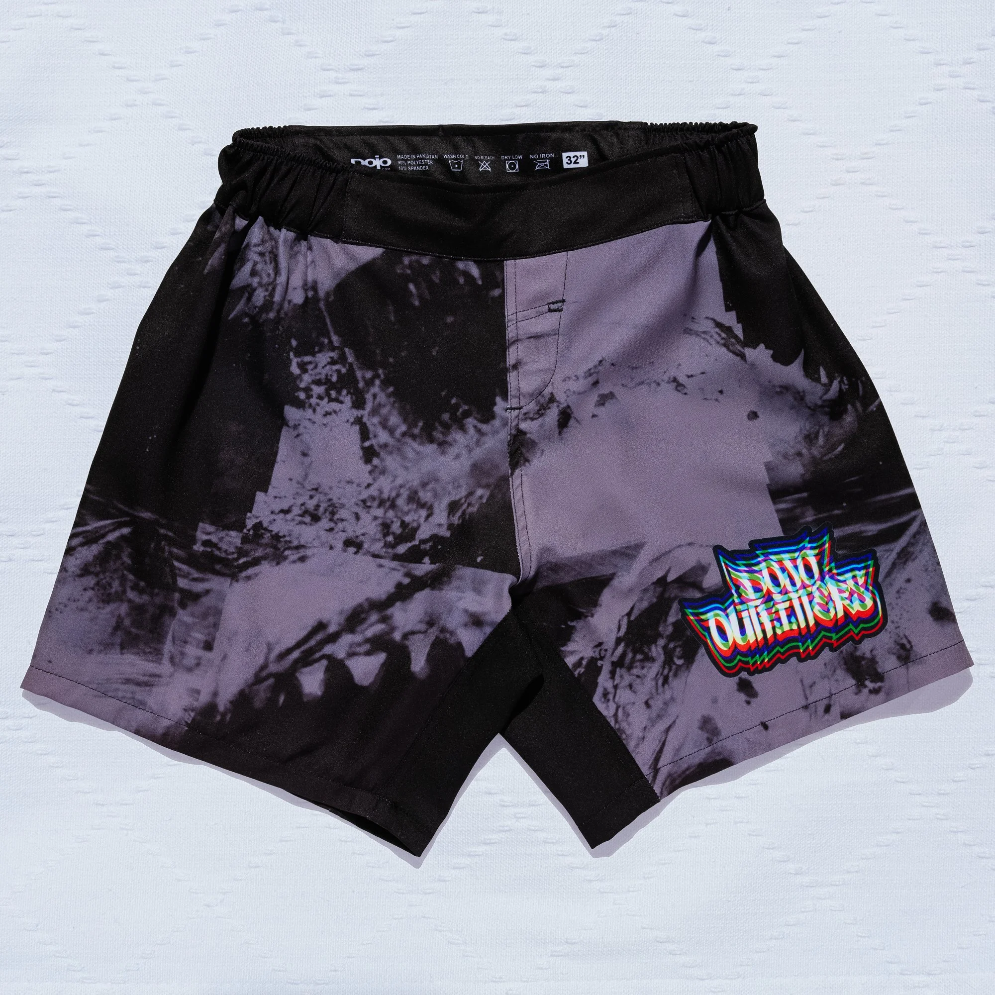 Dojo_Shorts_Apex-Predator_Black-Grey-RGB_10716.jpg