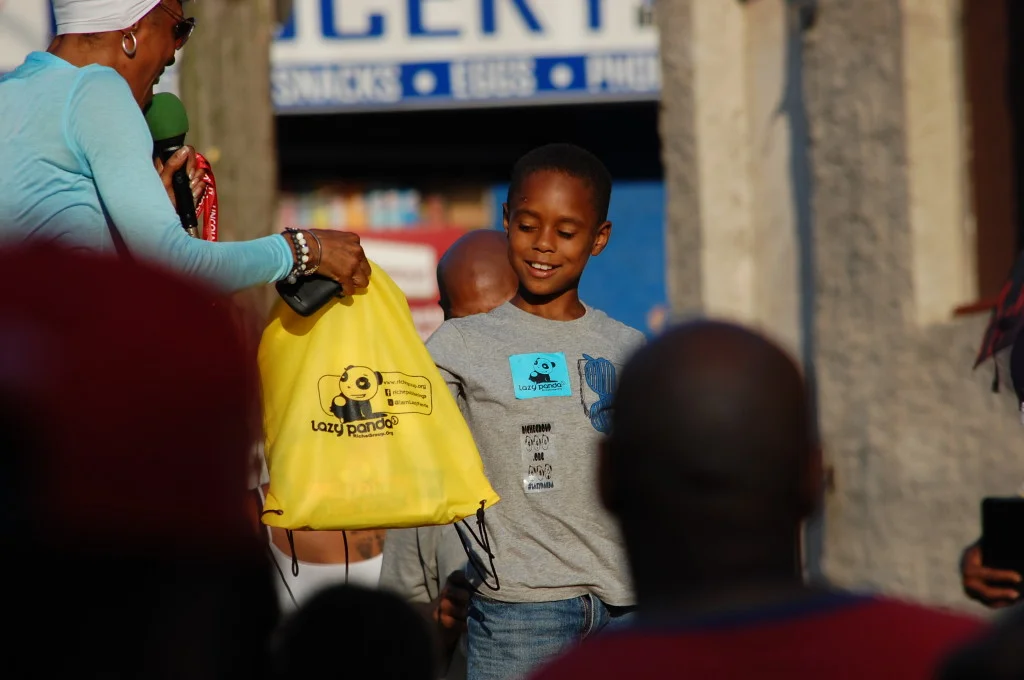 2015 School Supply Giveaways