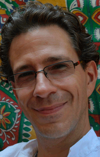 Torsten Beck is a German nuclear physicist with experience of living and working in different parts of the world. Now he is translating Divine Initiation (Bhagavan Shanmukha & Ma Kristina's book) into German.