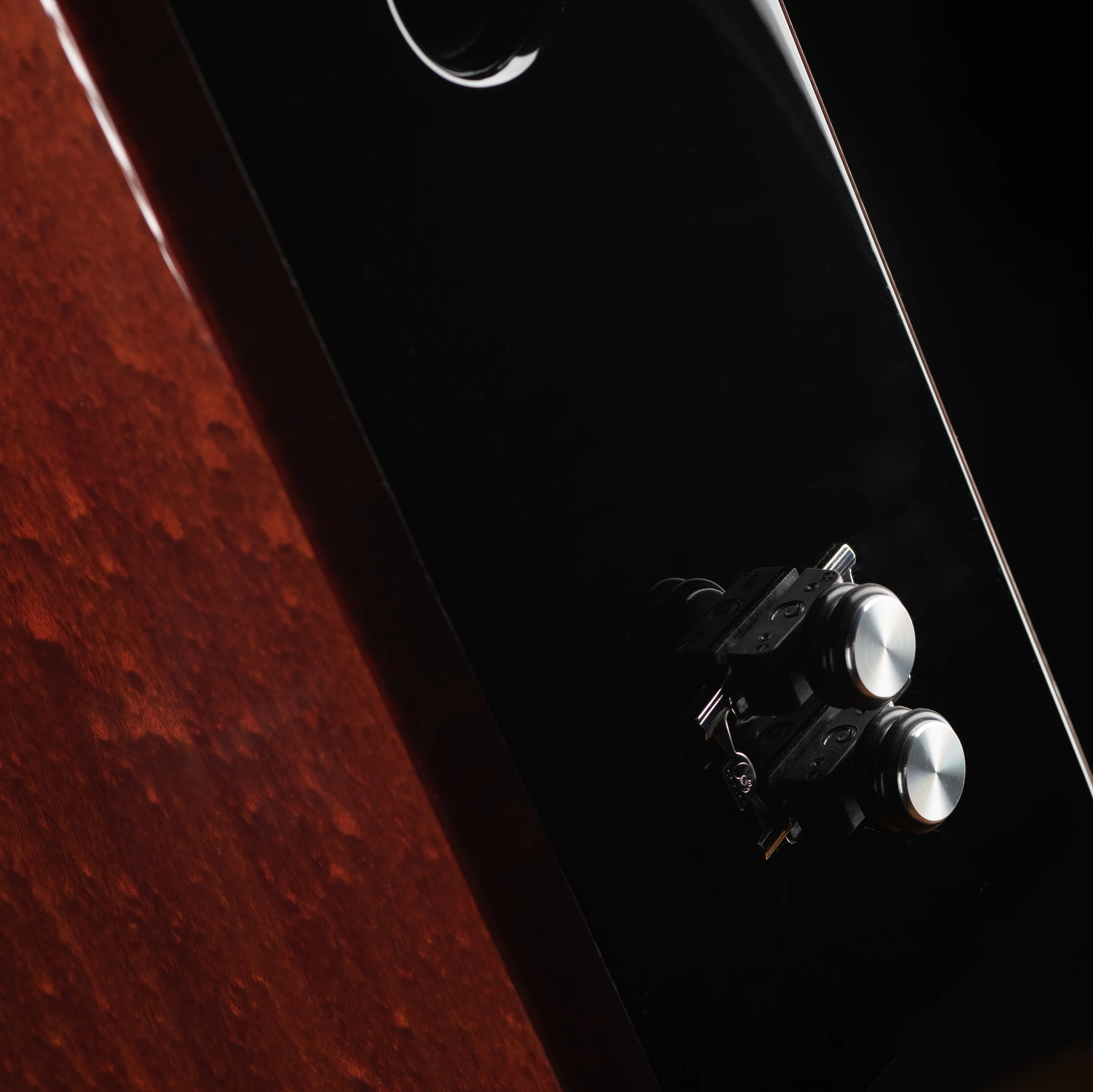 Pulsar+2+Graphene-010.jpg