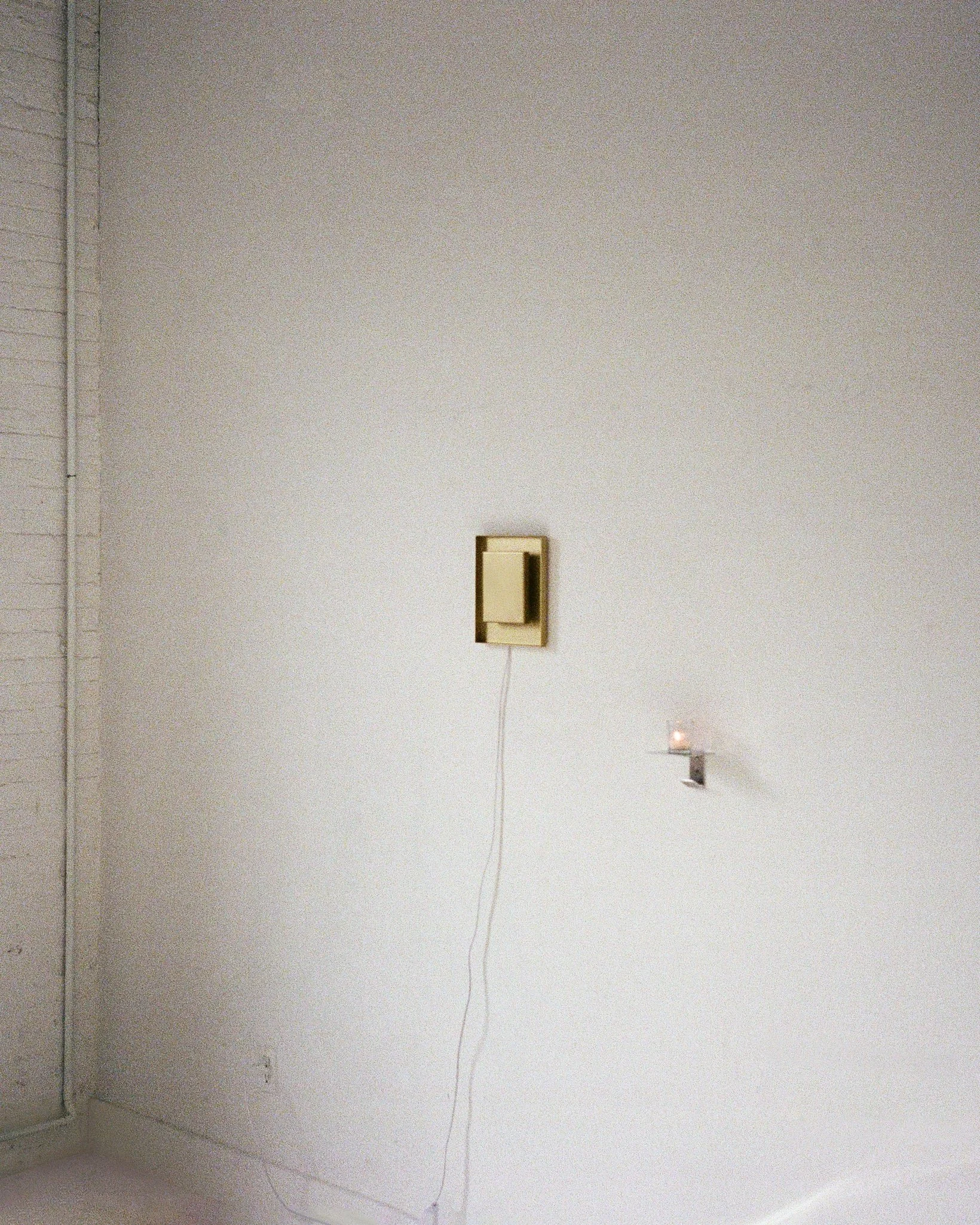 Mira Sconce - Brass_Ford Bostwick (5).jpg