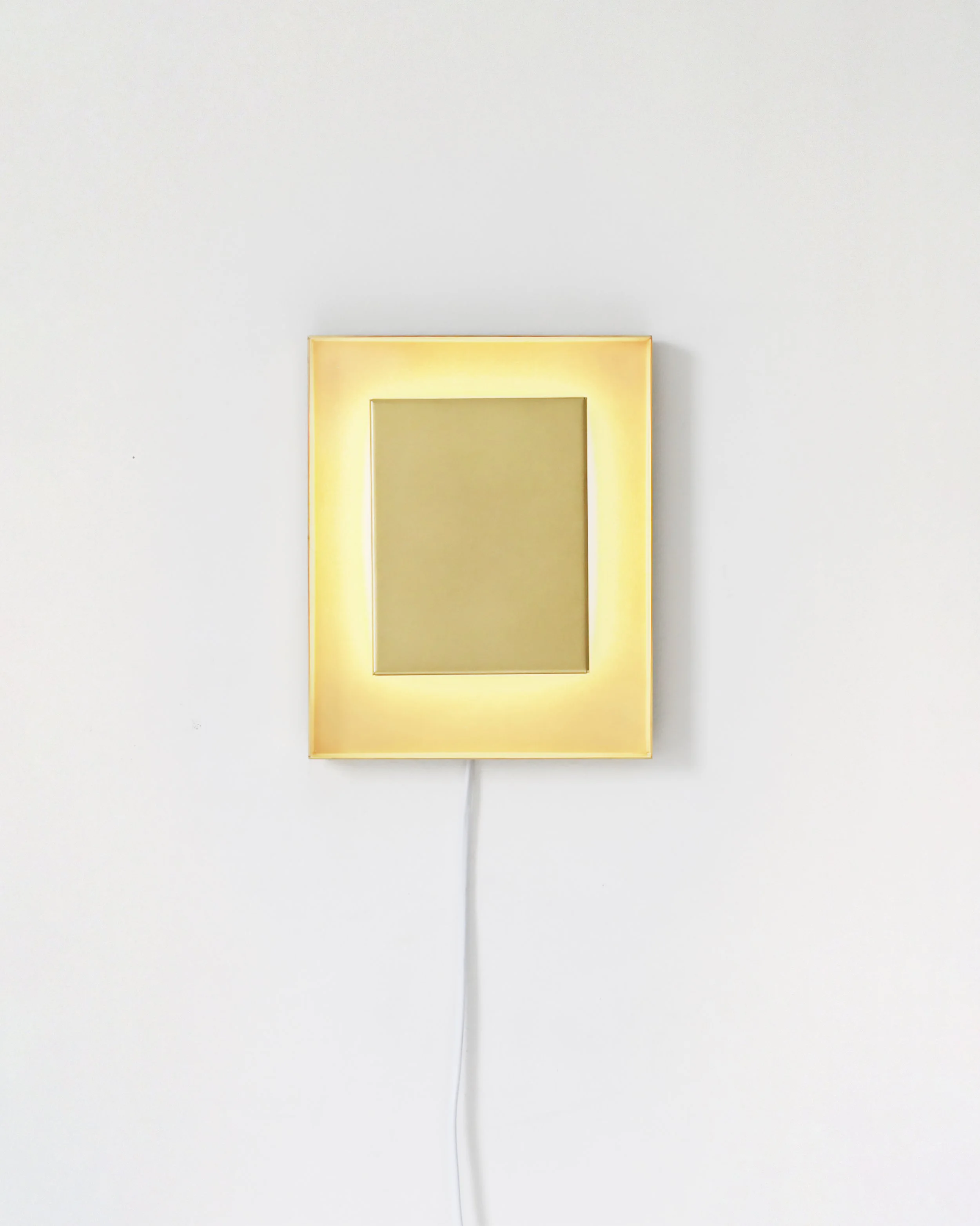 Mira Sconce - Brass_Ford Bostwick (2).jpg