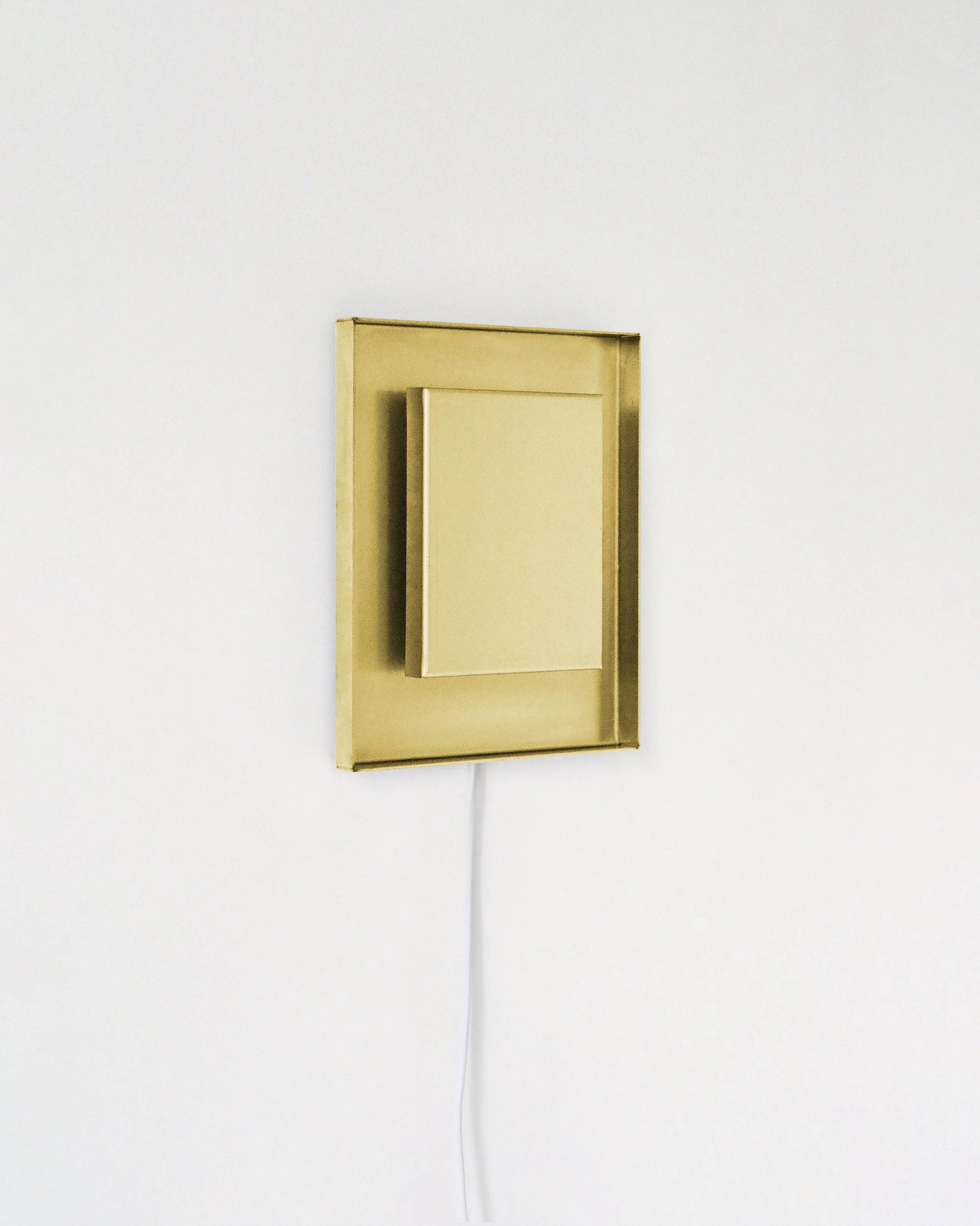 Mira Sconce - Brass_Ford Bostwick (1).jpg