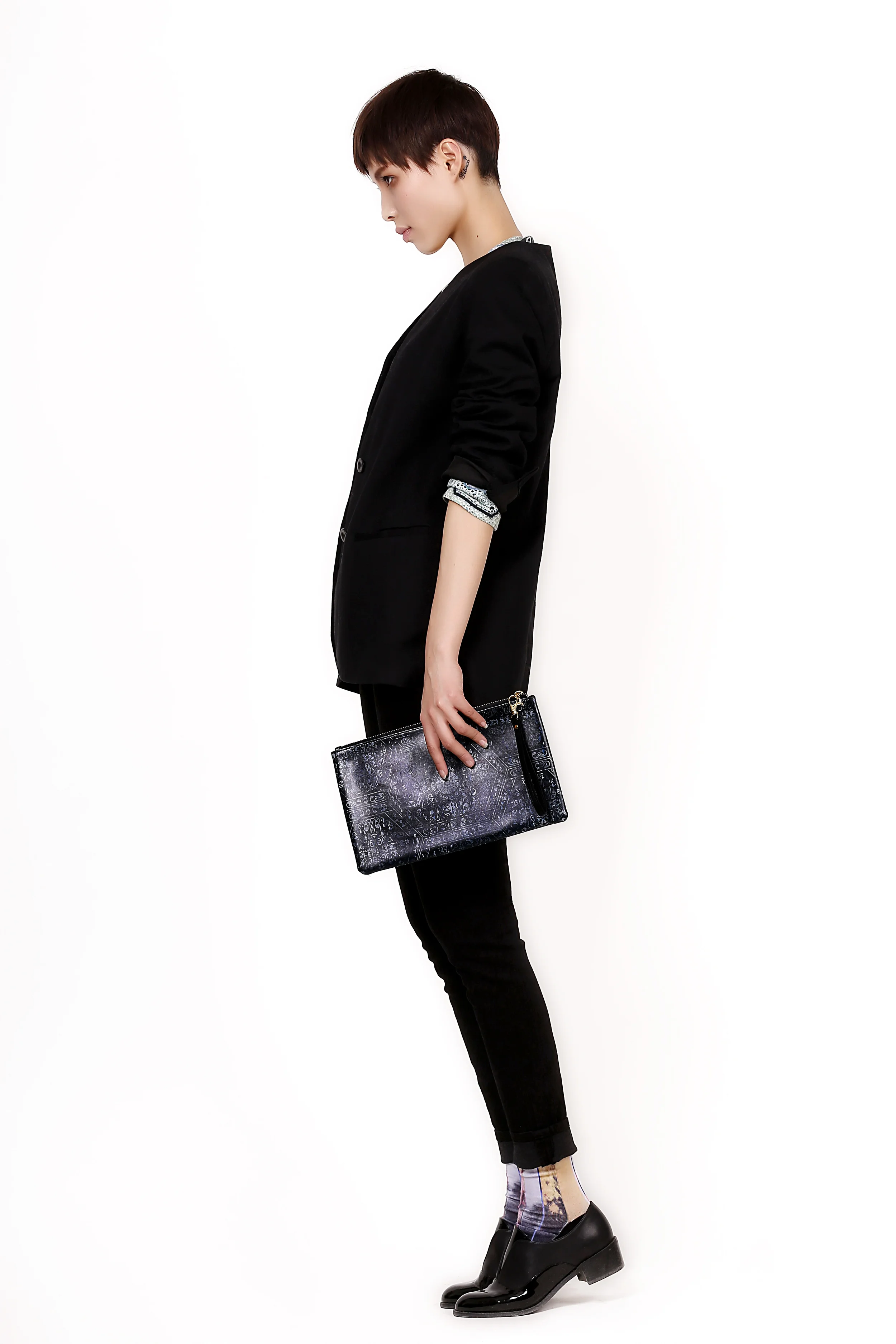 J-B6 - Tapestry - Model 1.jpg