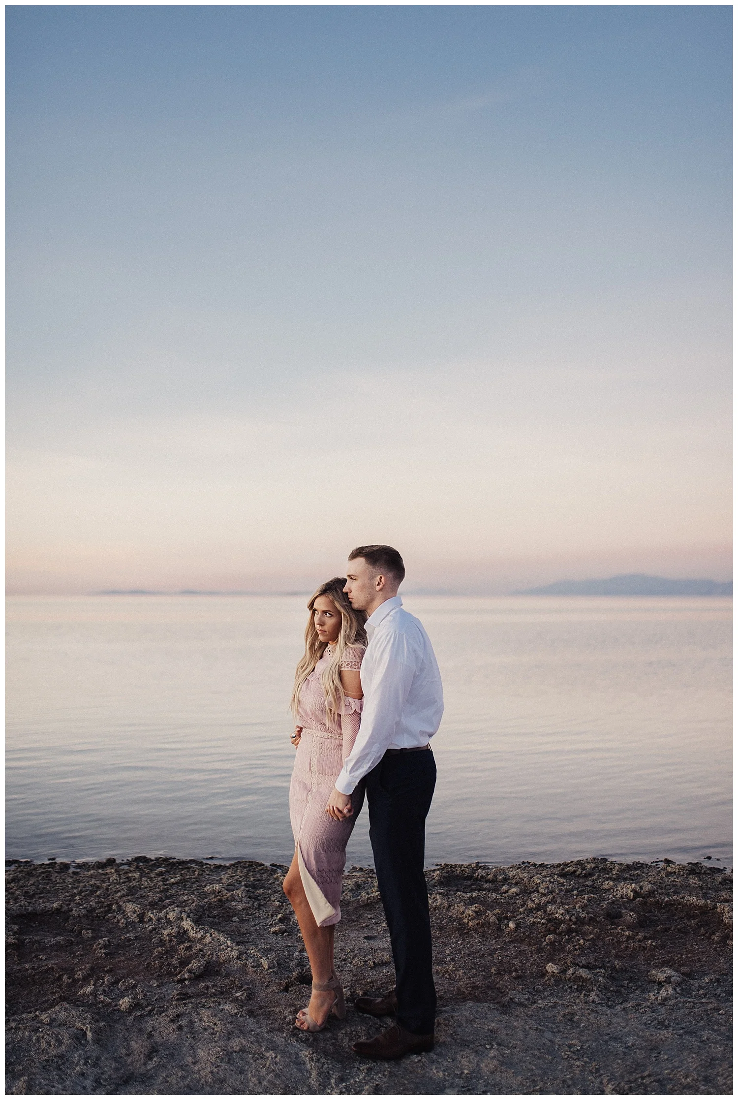 Sunset engagements session at the beach