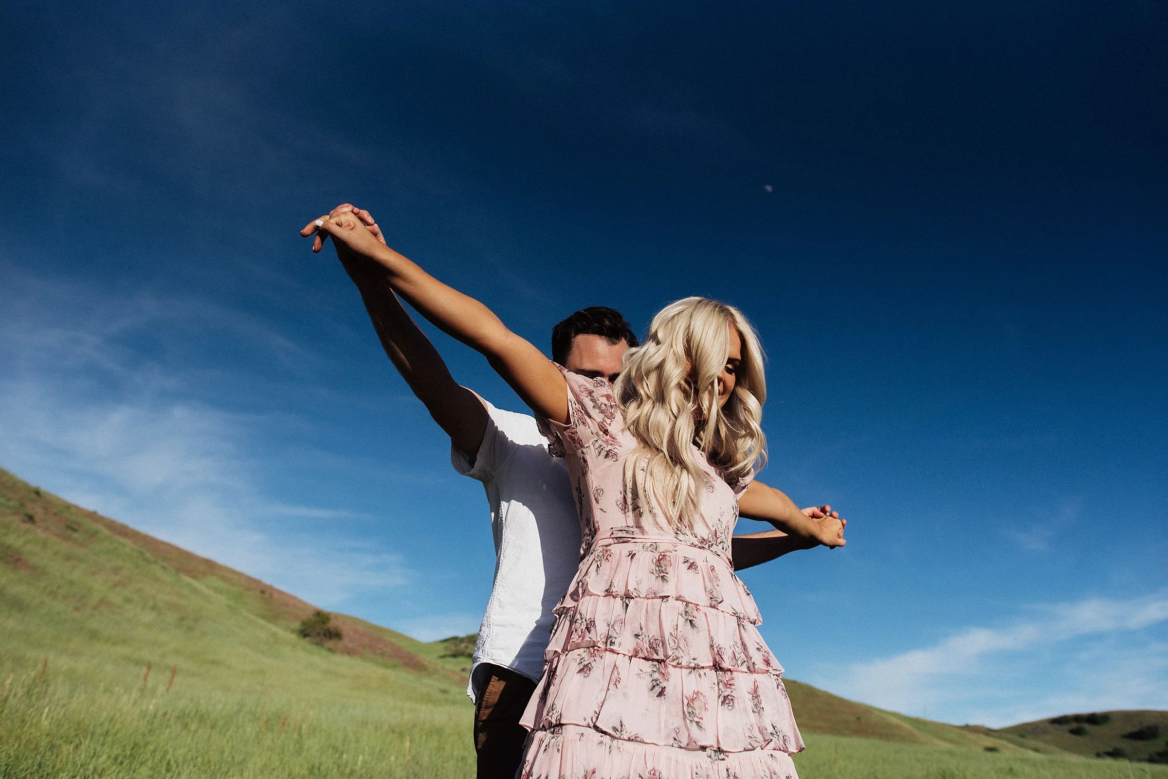 tunnel-springs-park-engagement-session_0108.jpg