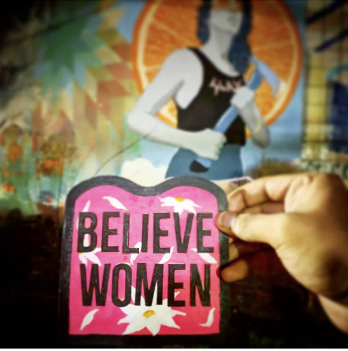  Street art toast “believe women” dropped at mural by @architoast  