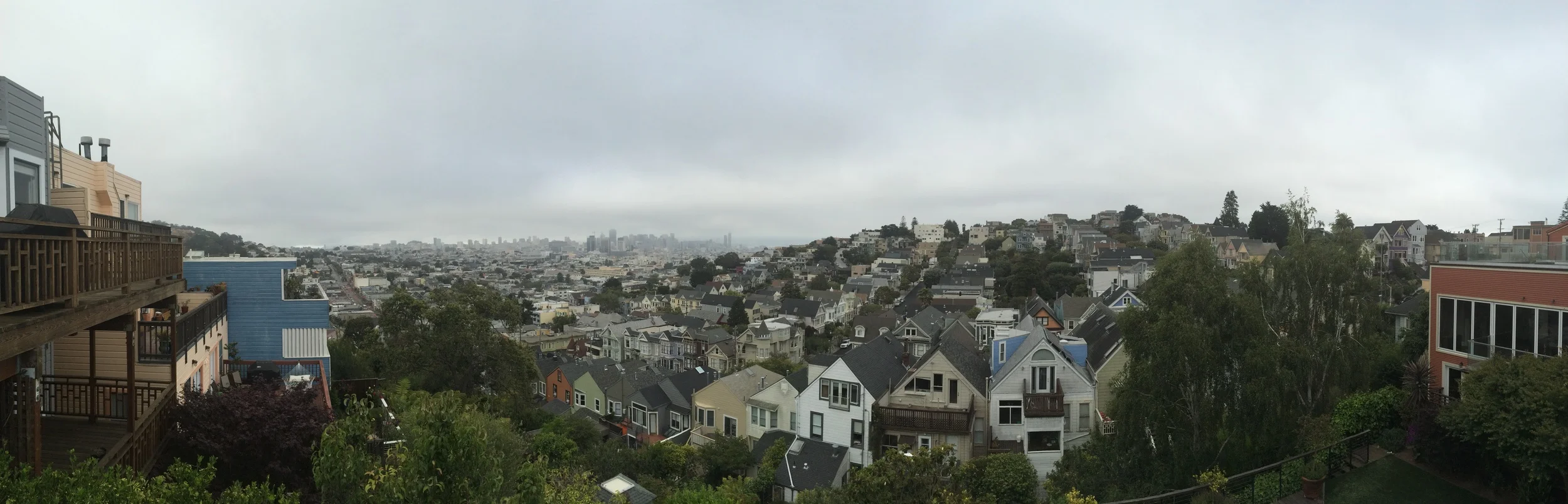 Gorgeous neighborhoods in San Francisco. If I could afford it, I think I could live here...