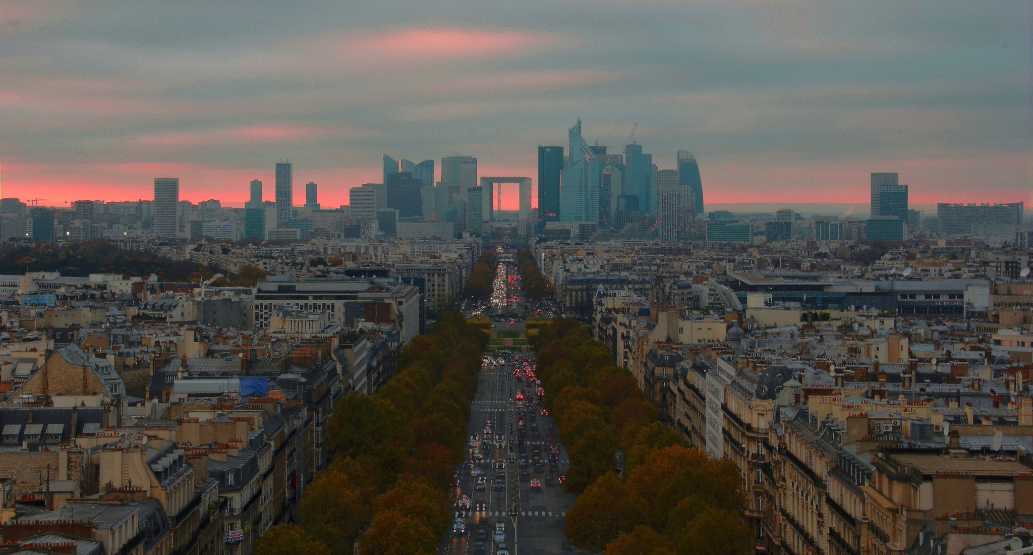 La Defense Rouge